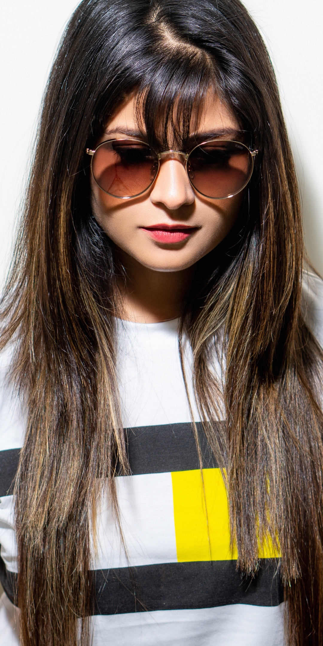 Download mobile wallpaper Brunette, Sunglasses, Model, Women, Long Hair for free.