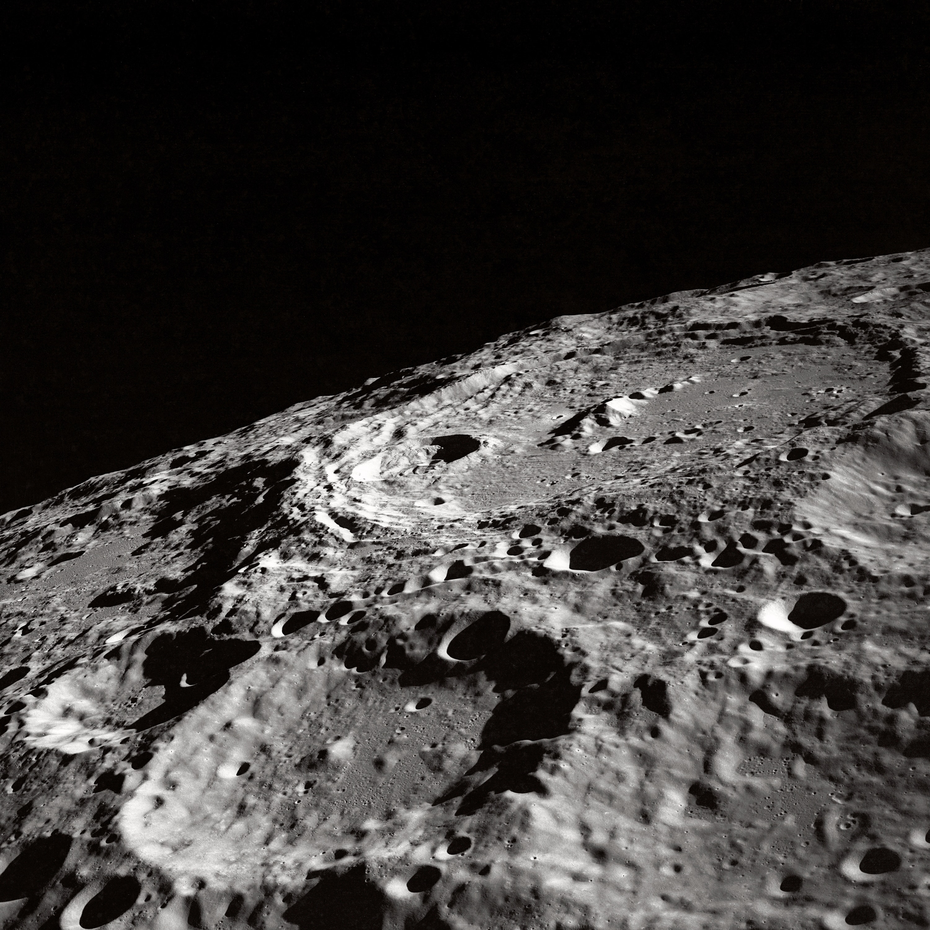 86108 скачать картинку космос, луна, рельеф, кратеры - обои и заставки бесплатно