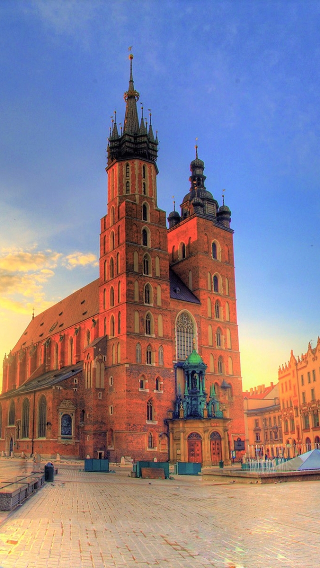 Скачать картинку Польша, Здание, Hdr, Строительство, Базилика, Религиозные, Краков, Базилика Святой Марии в телефон бесплатно.