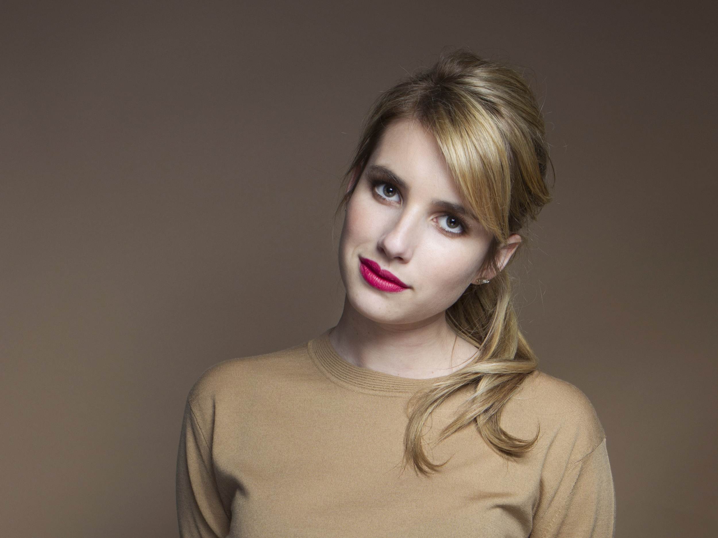 Laden Sie das Blondinen, Berühmtheiten, Darstellerin, Lippenstift, Emma Roberts-Bild kostenlos auf Ihren PC-Desktop herunter
