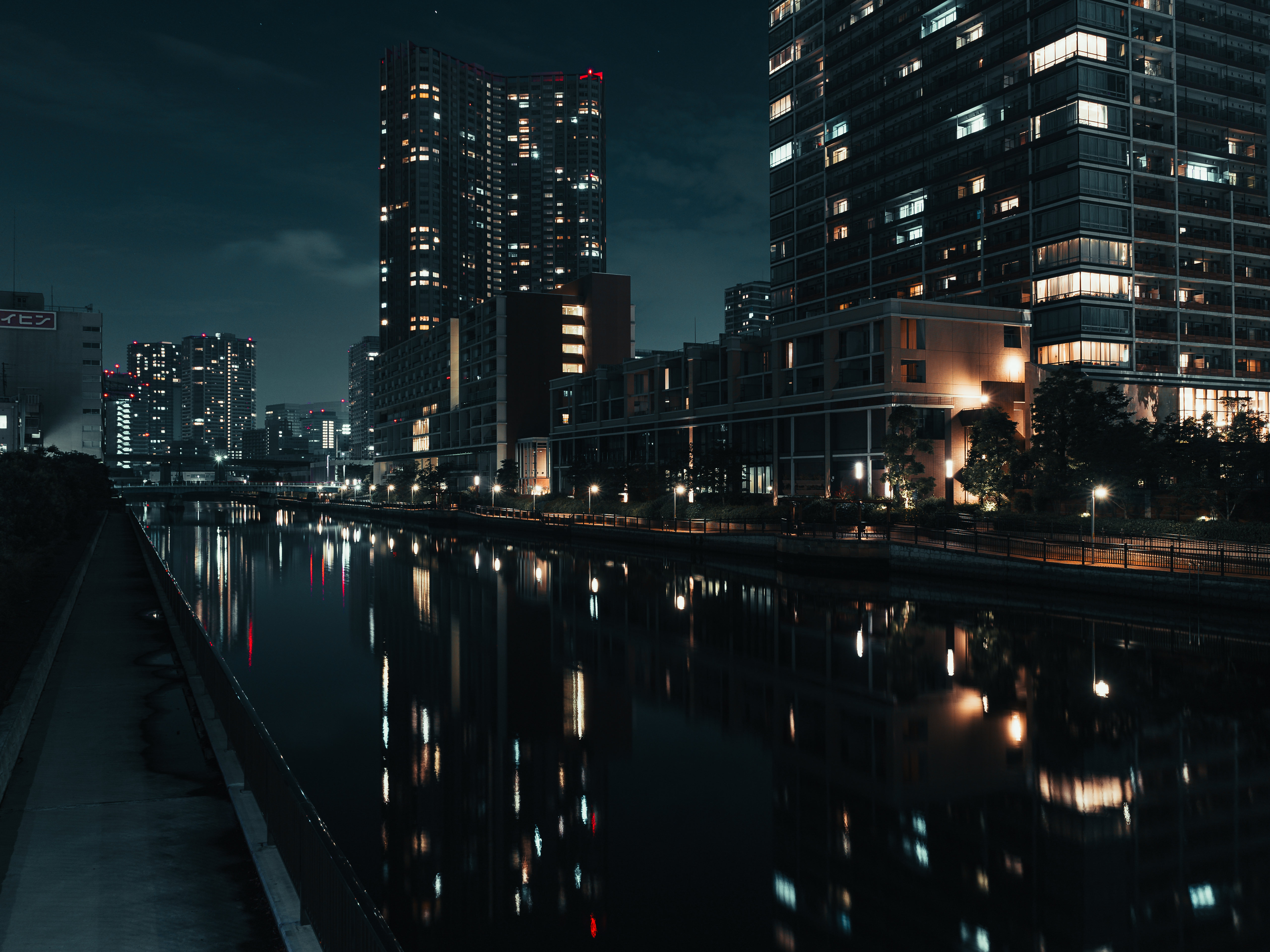Download mobile wallpaper Rivers, Cities, Building, Night City, Tokyo for free.
