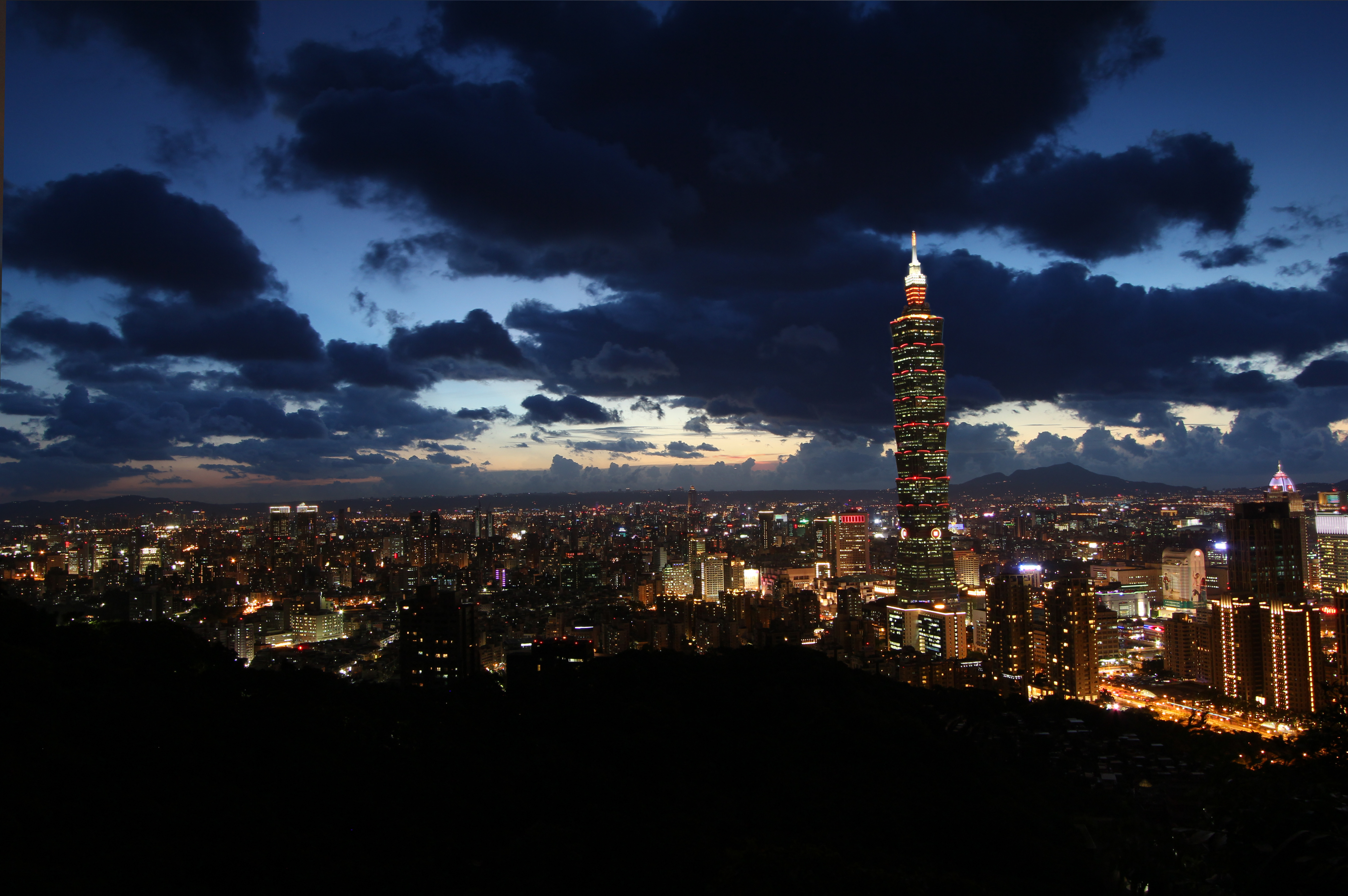 352292 télécharger le fond d'écran construction humaine, taipei, ville, nuage, taïwan, villes - économiseurs d'écran et images gratuitement