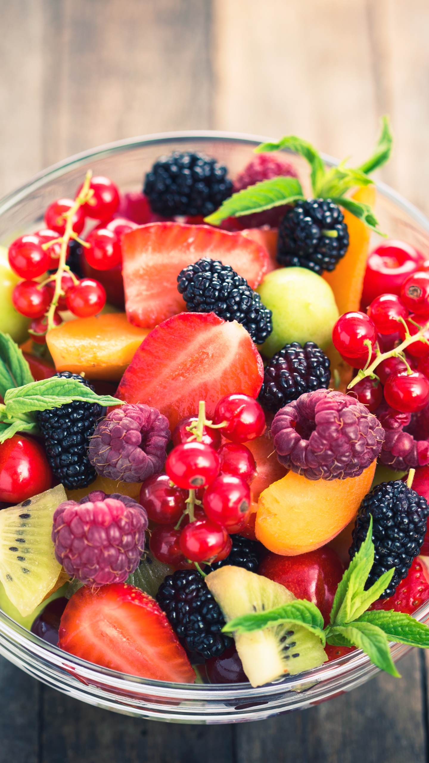 Baixe gratuitamente a imagem Frutas, Comida, Morango, Framboesa, Fruta, Amora, Groselhas na área de trabalho do seu PC