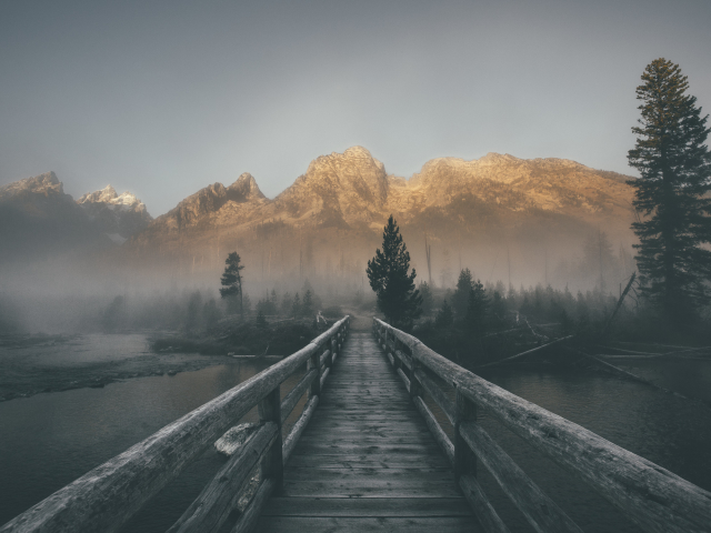 Handy-Wallpaper Landschaft, Berg, Nebel, Brücke, Gebirge, Brücken, Menschengemacht kostenlos herunterladen.