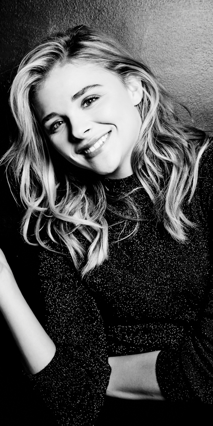 Download mobile wallpaper Celebrity, Chloë Grace Moretz for free.