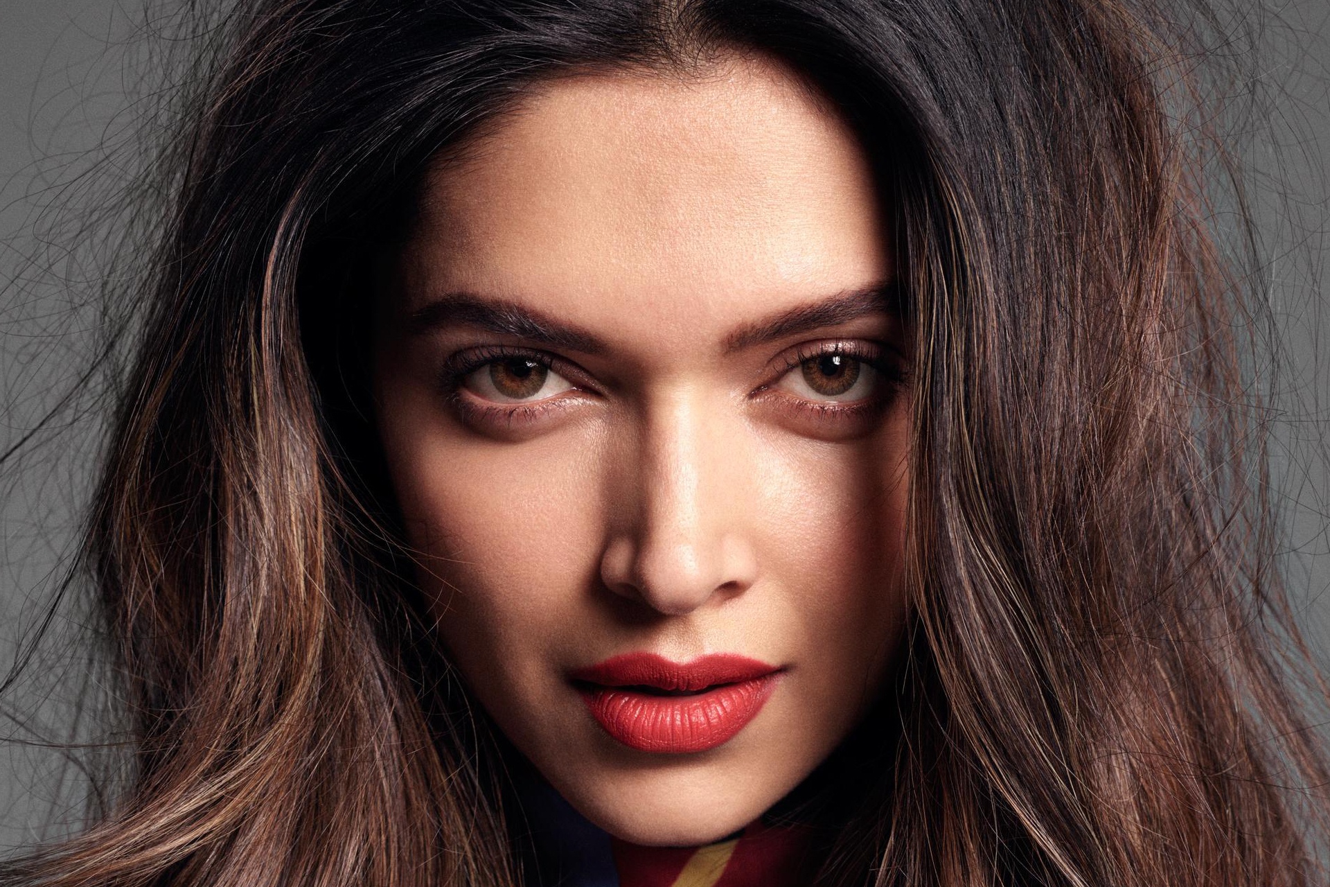 Free download wallpaper Face, Brunette, Model, Indian, Celebrity, Actress, Lipstick, Stare, Deepika Padukone on your PC desktop