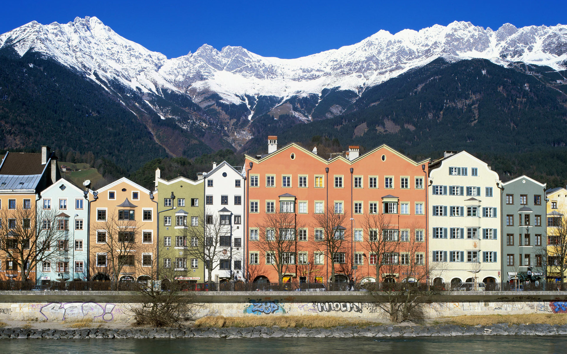 Die besten Innsbruck-Hintergründe für den Telefonbildschirm