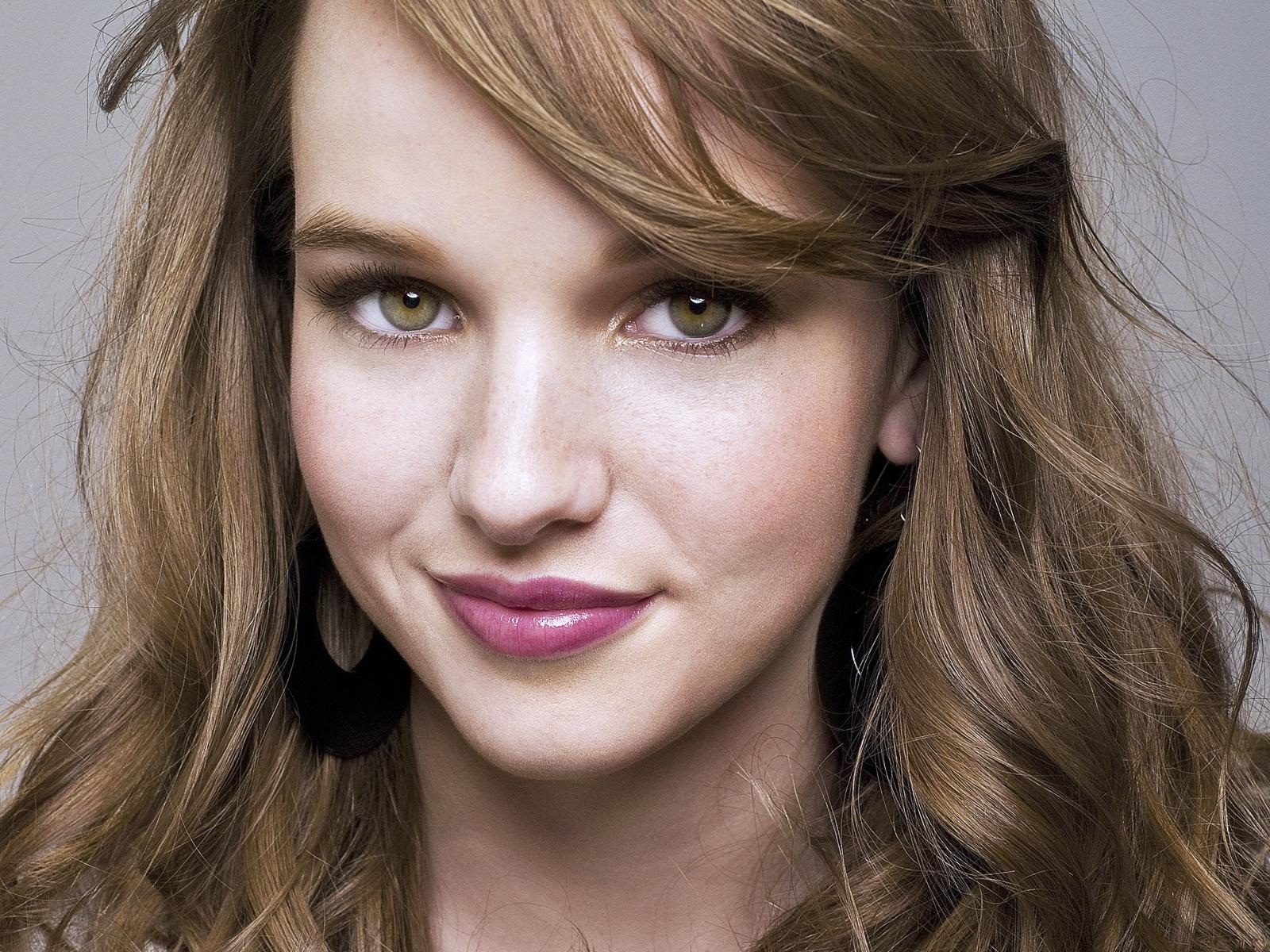 Los mejores fondos de pantalla de Kay Panabaker para la pantalla del teléfono