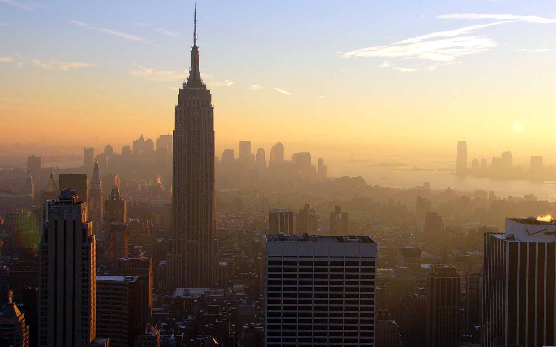 Descarga gratuita de fondo de pantalla para móvil de Rascacielos, Niebla, Ciudades, Edificio, Amanecer, Nueva York.