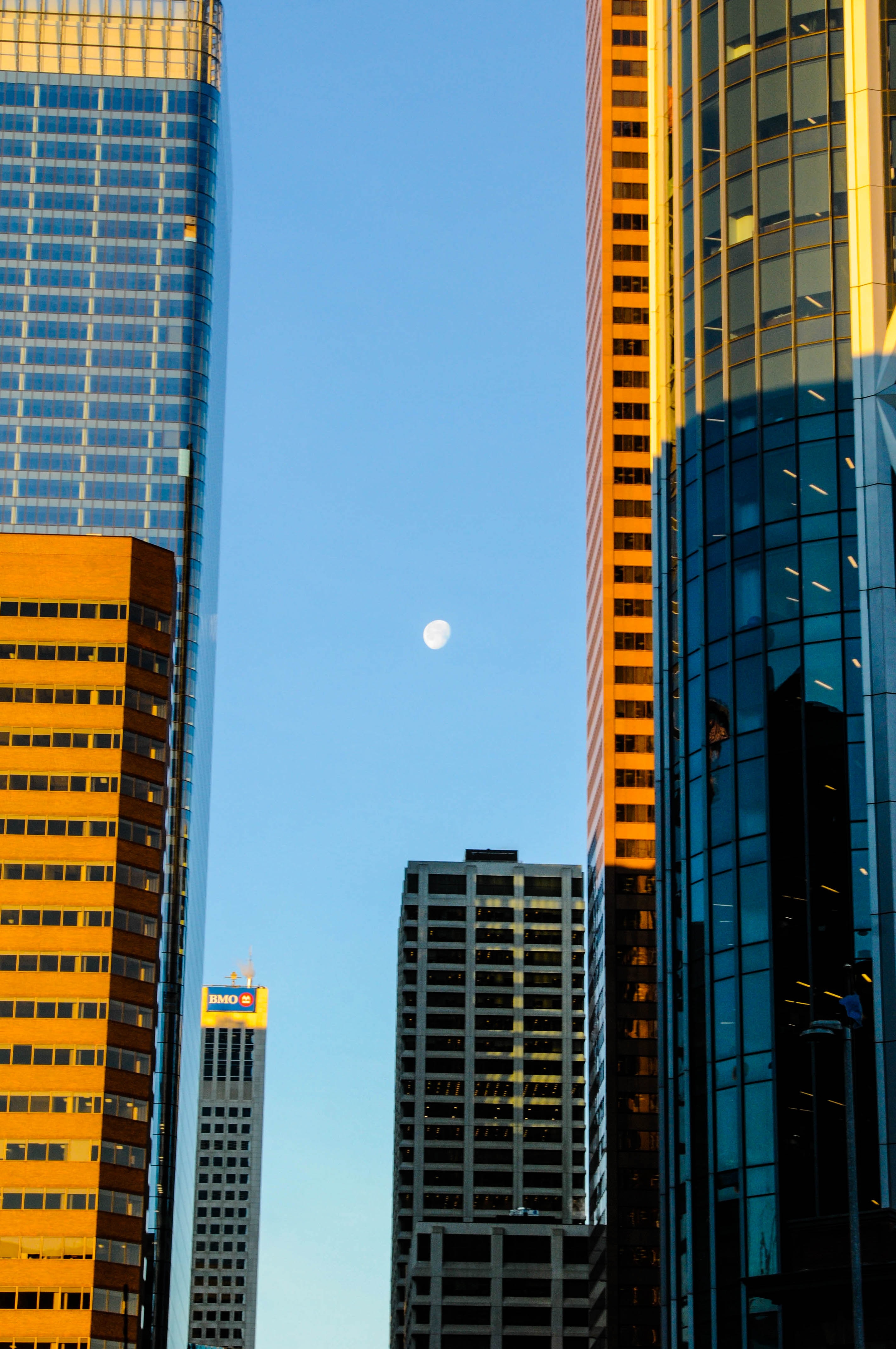 Free download wallpaper Architecture, City, Building, Skyscrapers, Cities, Moon on your PC desktop
