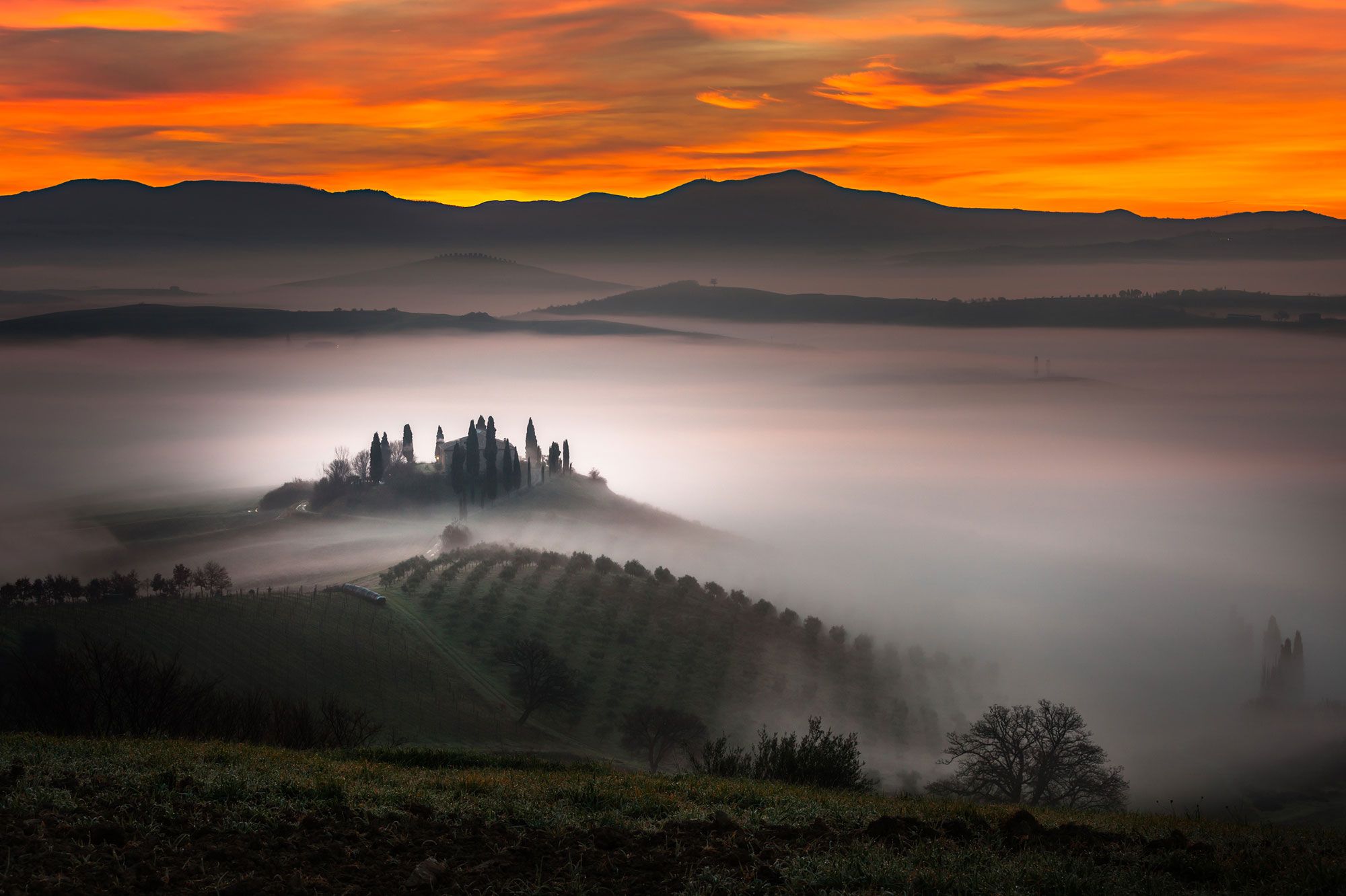 Laden Sie das Landschaft, Italien, Nebel, Fotografie, Toskana-Bild kostenlos auf Ihren PC-Desktop herunter