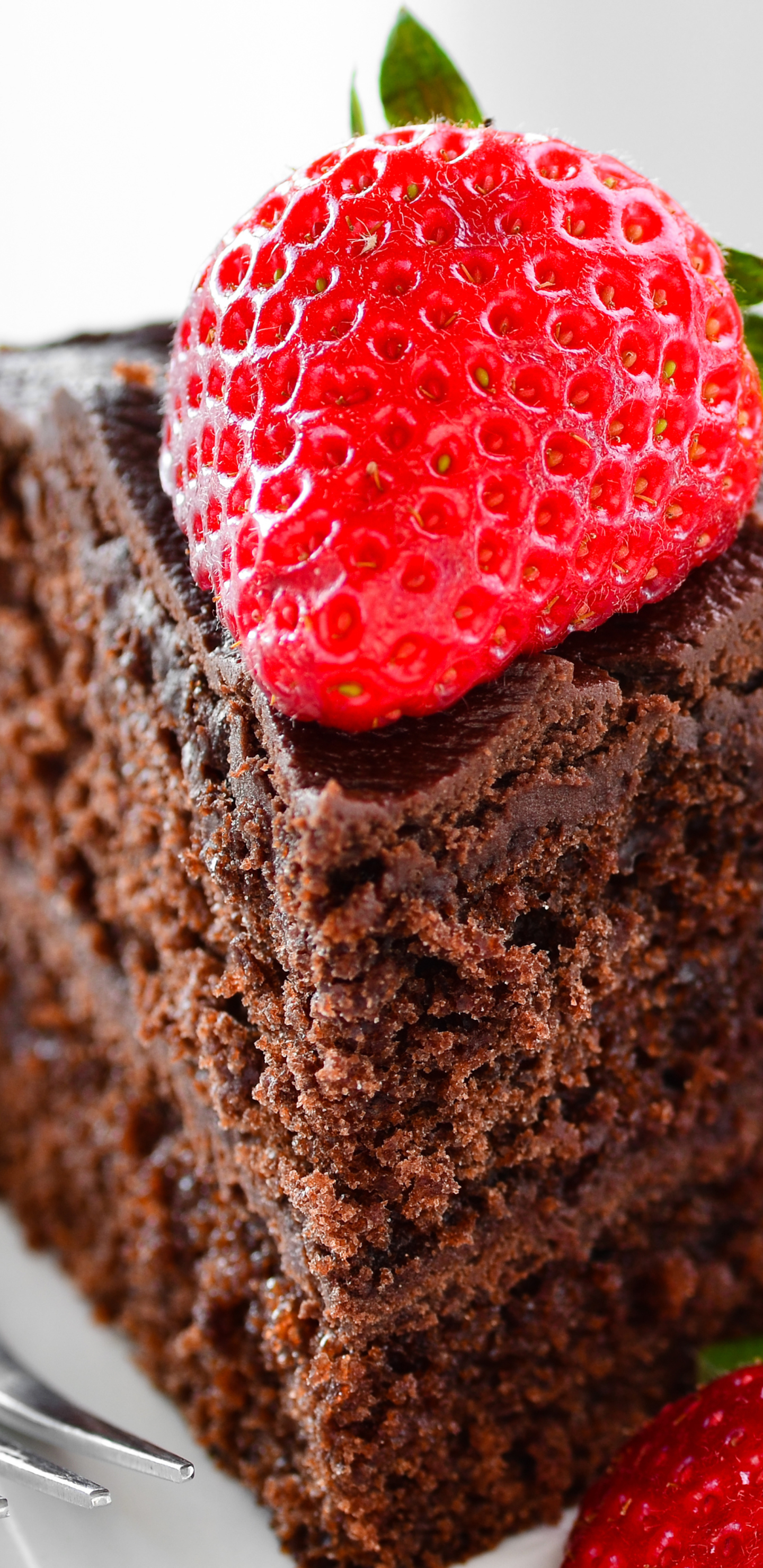 Download mobile wallpaper Food, Strawberry, Dessert, Chocolate, Cake, Berry, Sweets for free.