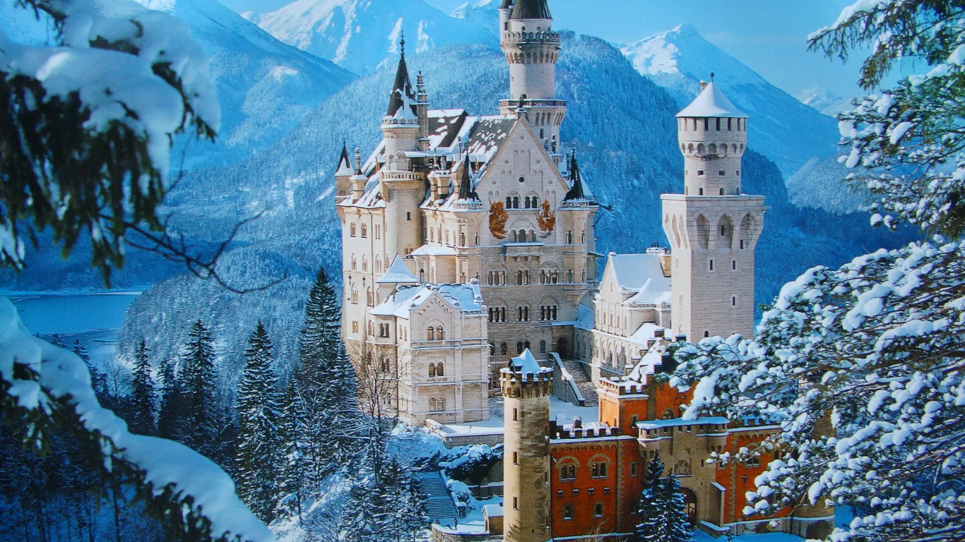 1482188 descargar imagen hecho por el hombre, castillo de neuschwanstein: fondos de pantalla y protectores de pantalla gratis
