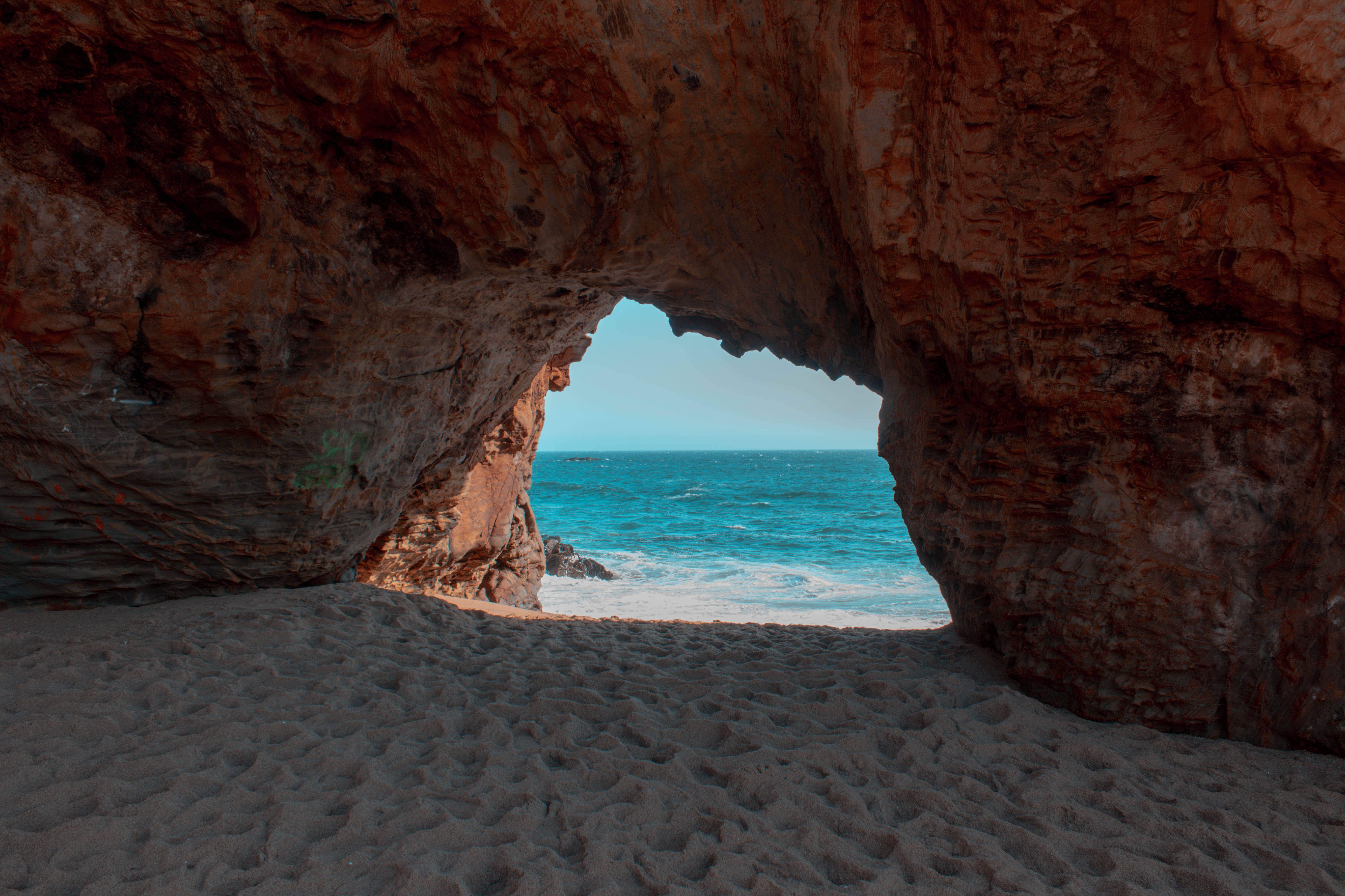 Laden Sie das Natur, Sand, Felsen, Rock, Höhle, Wasser, Sea, Strand-Bild kostenlos auf Ihren PC-Desktop herunter