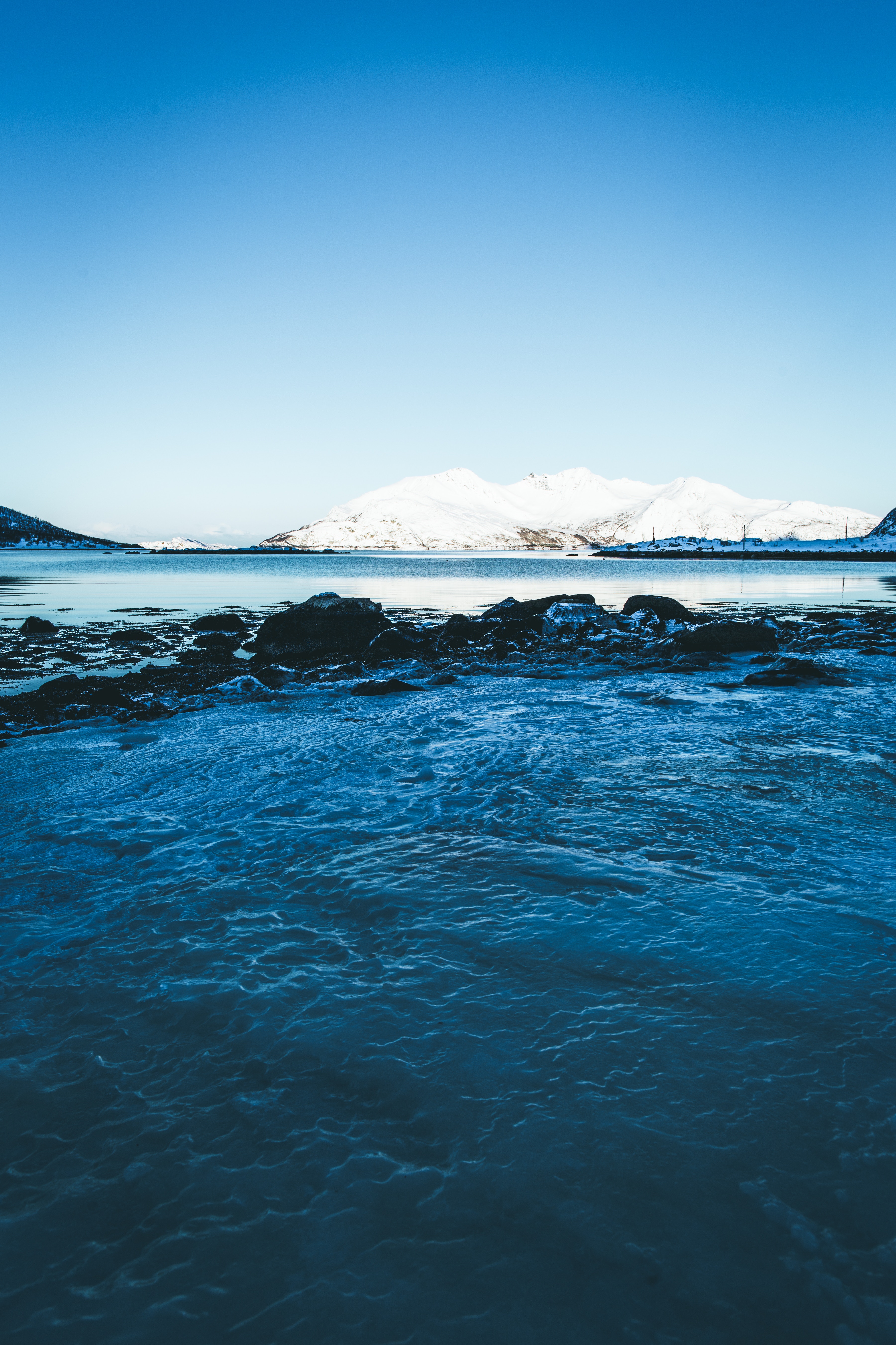 Free download wallpaper Sky, Lake, Glacier, Nature, Water, Horizon, Ice on your PC desktop