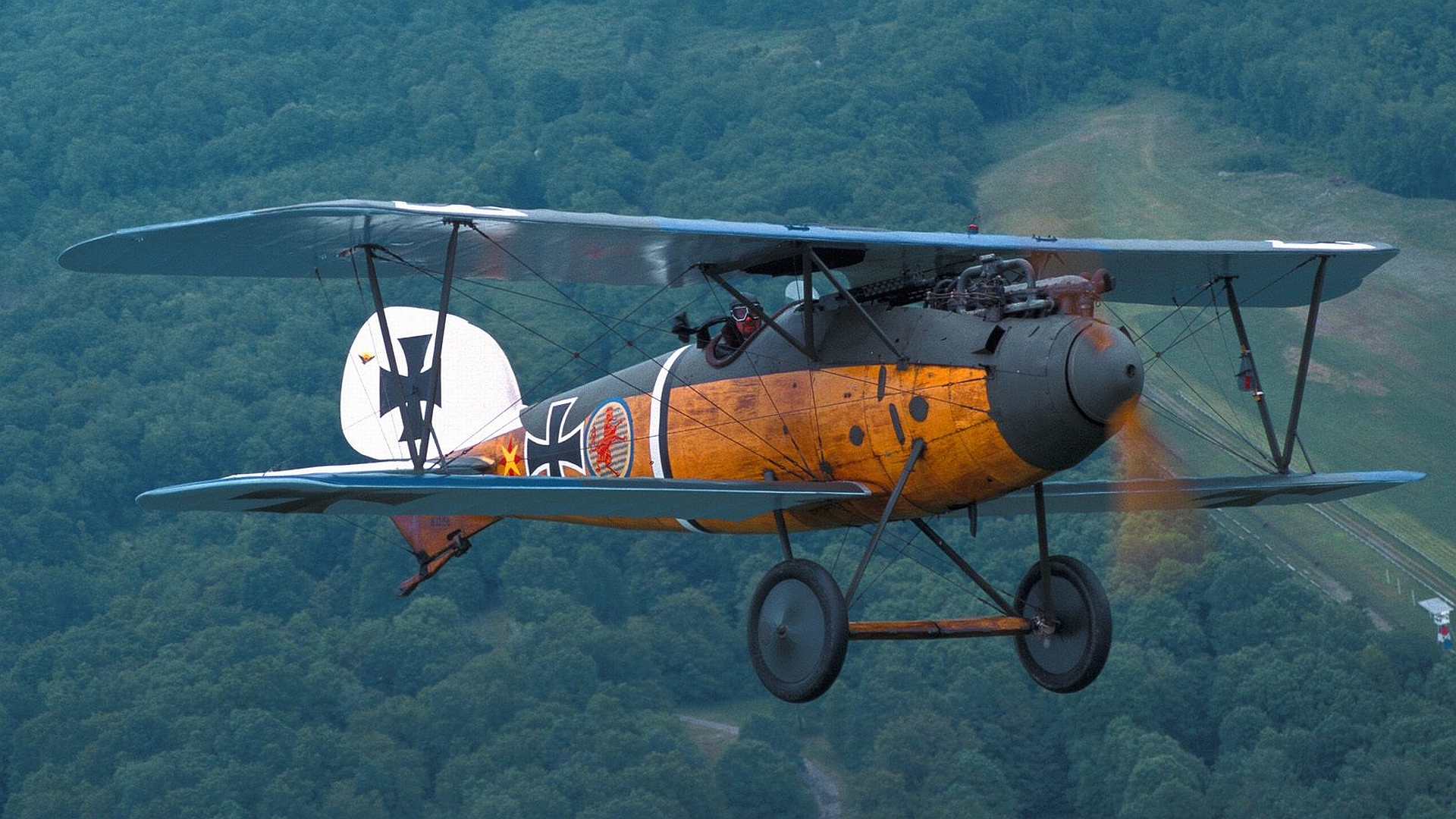 193008 скачать картинку военный самолет, самолёты, военные, биплан - обои и заставки бесплатно