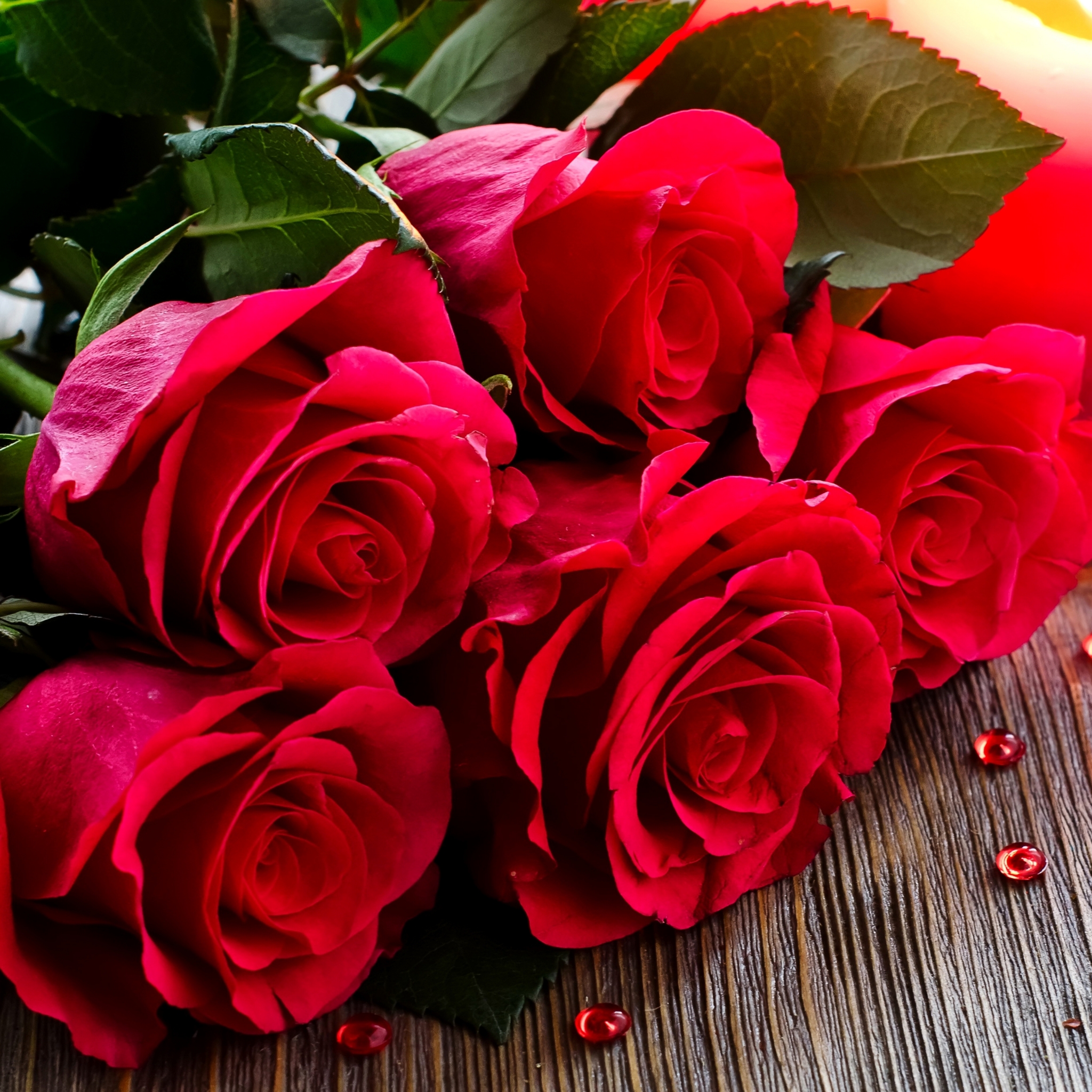 Завантажити шпалери безкоштовно Роза, Букет, Земля, Червона Троянда, Червона Квітка, Флауерзи картинка на робочий стіл ПК