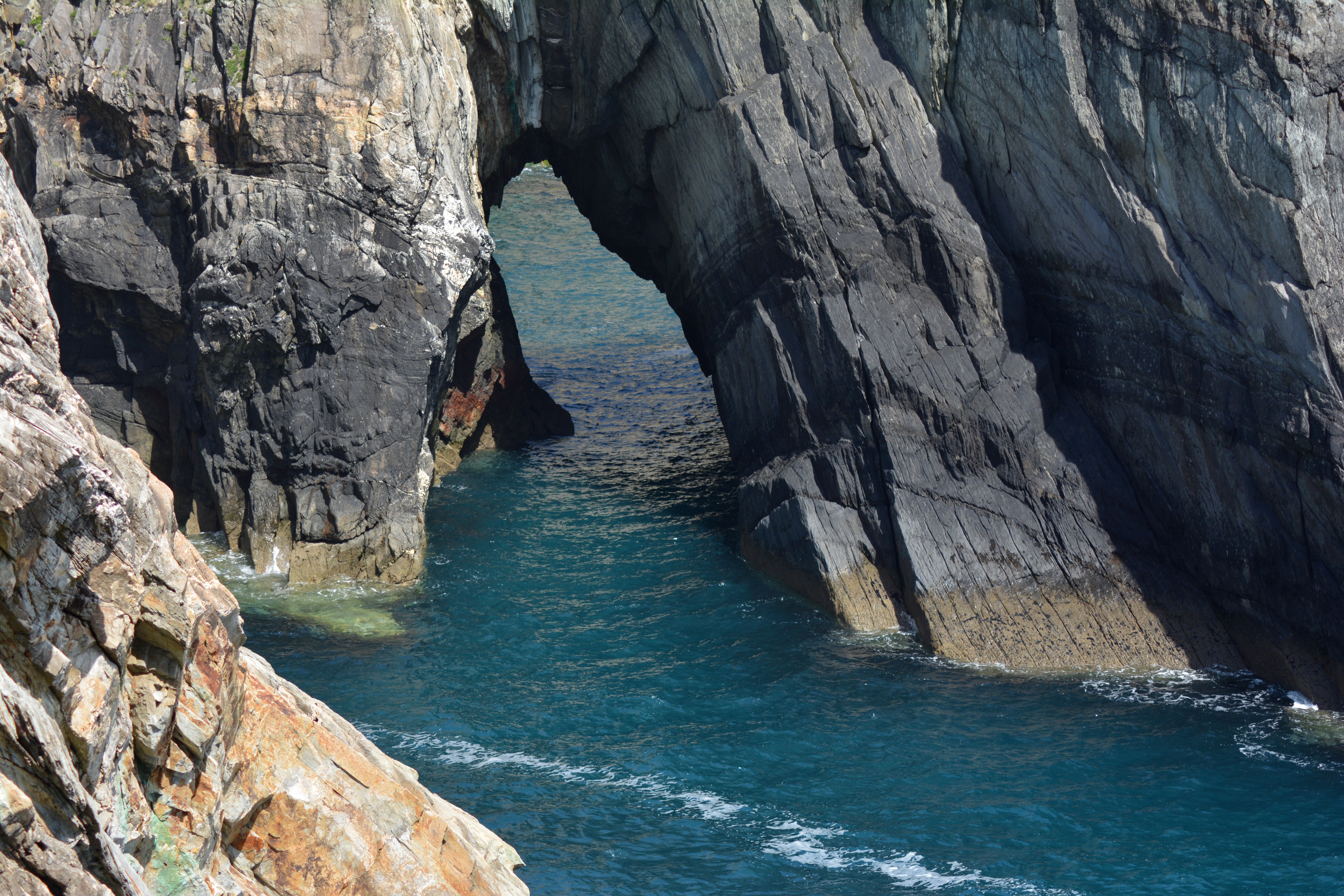 Free download wallpaper Nature, Rocks, Cliff, Sea on your PC desktop