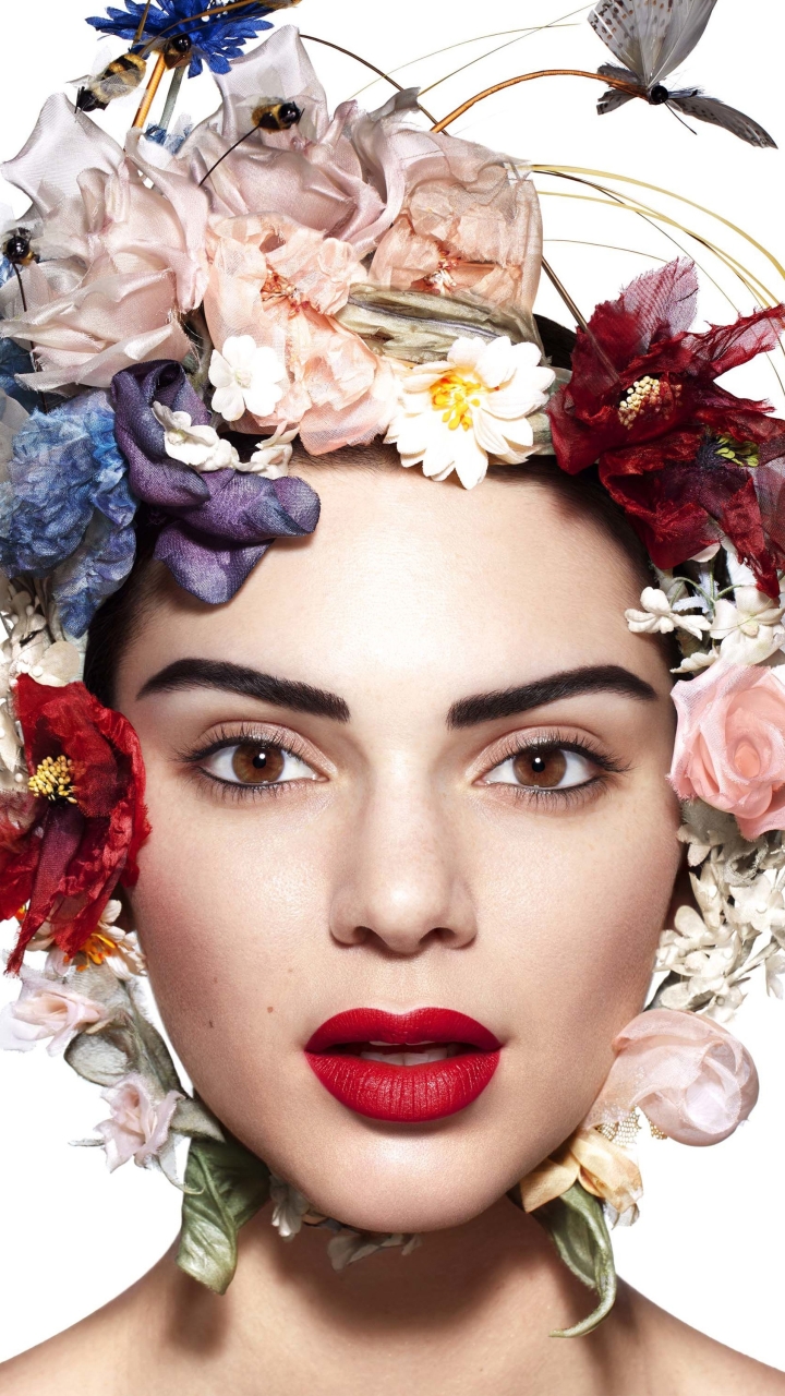 Download mobile wallpaper Flower, Face, Wreath, Model, American, Celebrity, Brown Eyes, Lipstick, Kendall Jenner for free.