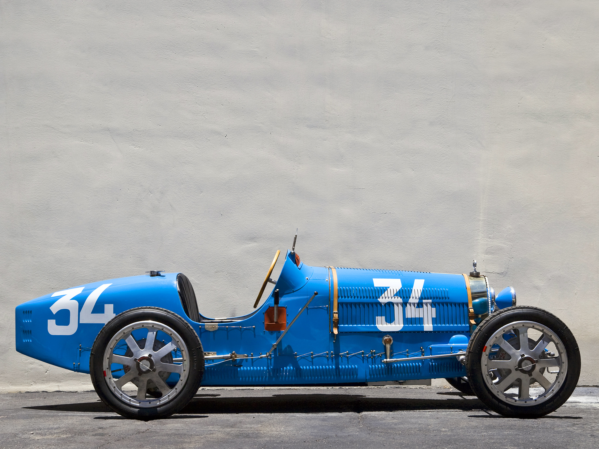 Free download wallpaper Bugatti, Vehicles on your PC desktop