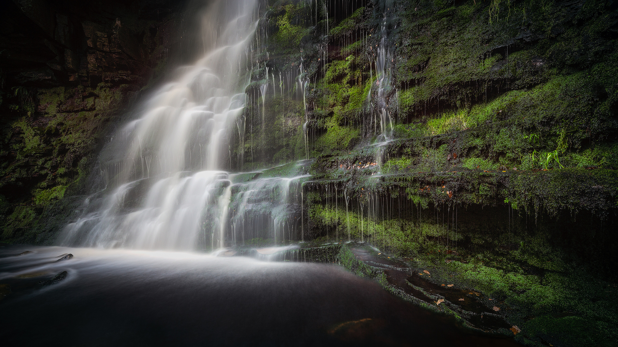 Free download wallpaper Nature, Waterfalls, Waterfall, Earth, Moss on your PC desktop