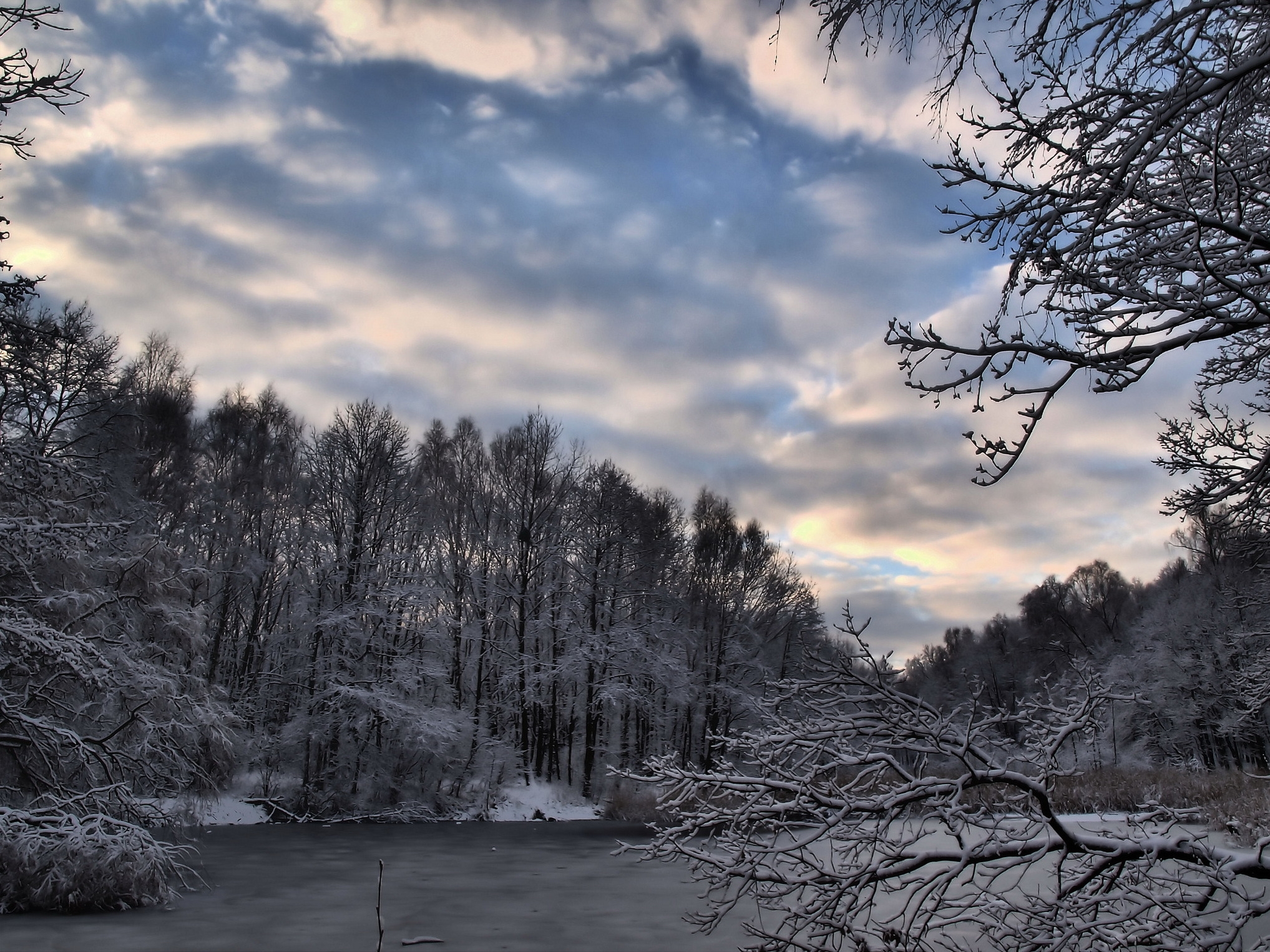 Download mobile wallpaper Forest, Snow, Winter, Nature, Lake for free.