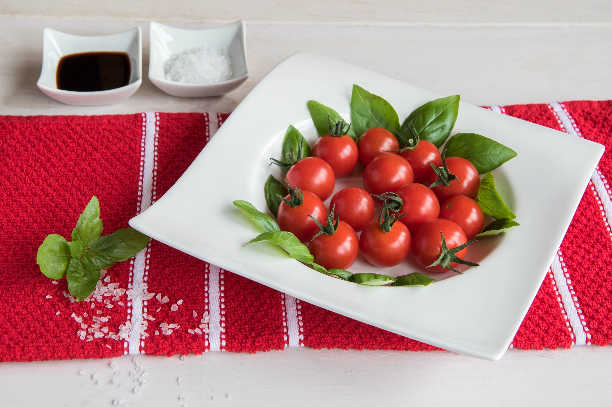 Baixar papel de parede para celular de Frutas, Comida, Natureza Morta, Tomate gratuito.