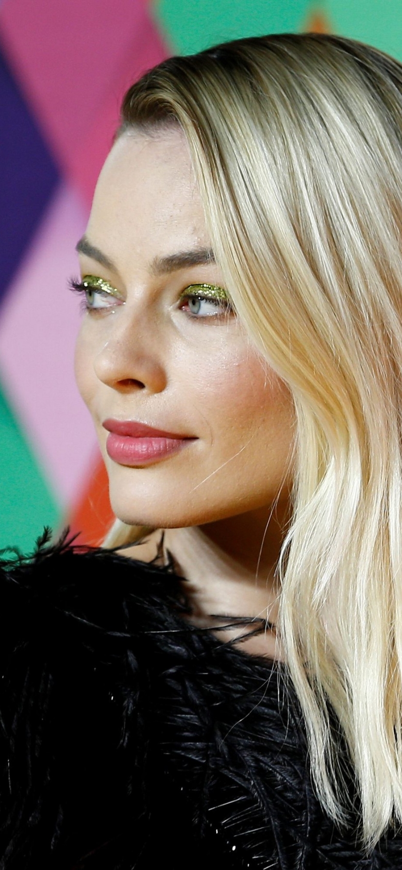 Téléchargez des papiers peints mobile Blond, Célébrités, Actrice, Rouge À Lèvres, Australien, Margot Robbie gratuitement.