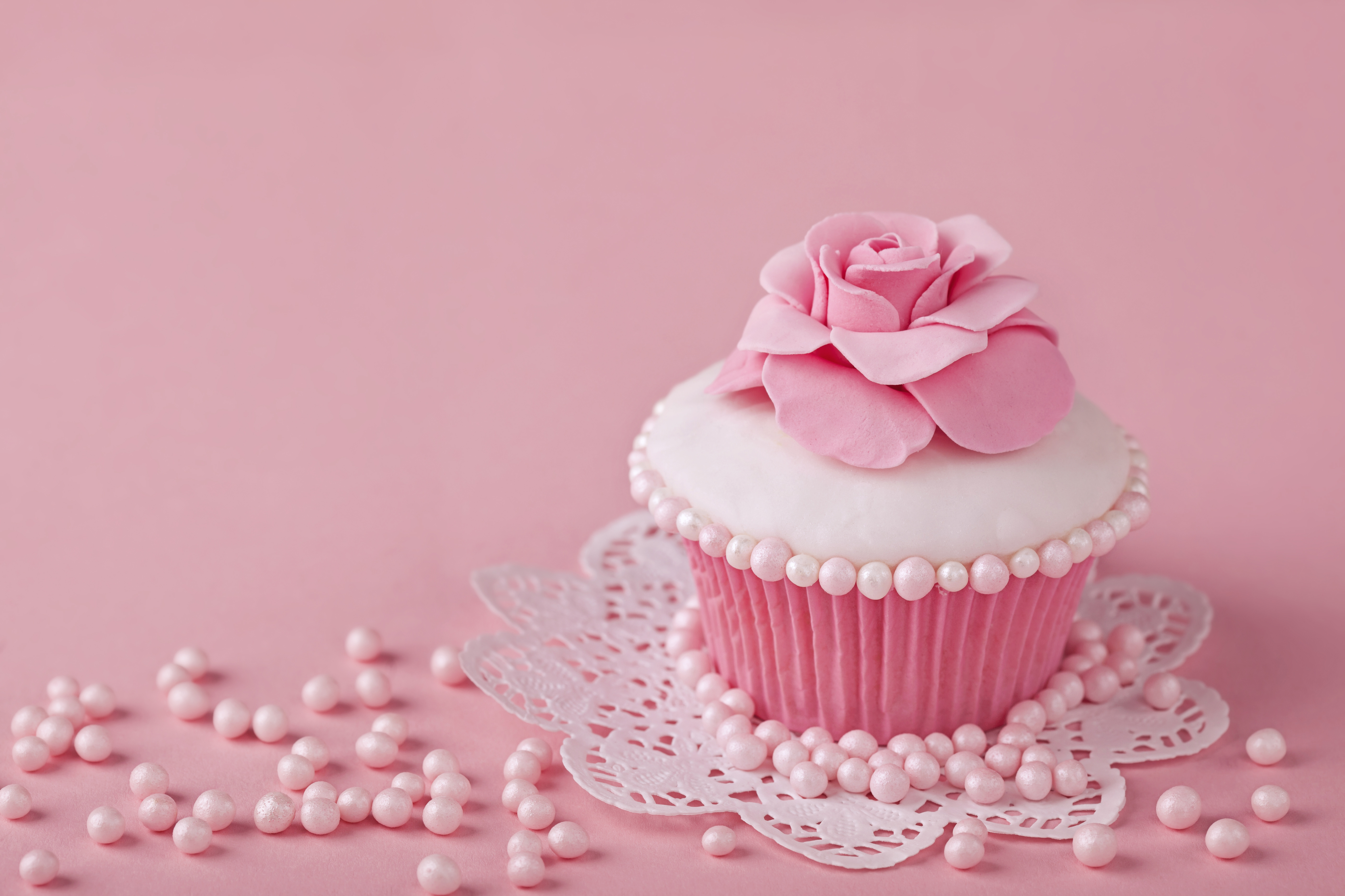 Laden Sie das Rosa, Blume, Süßigkeiten, Cupcake, Nahrungsmittel-Bild kostenlos auf Ihren PC-Desktop herunter
