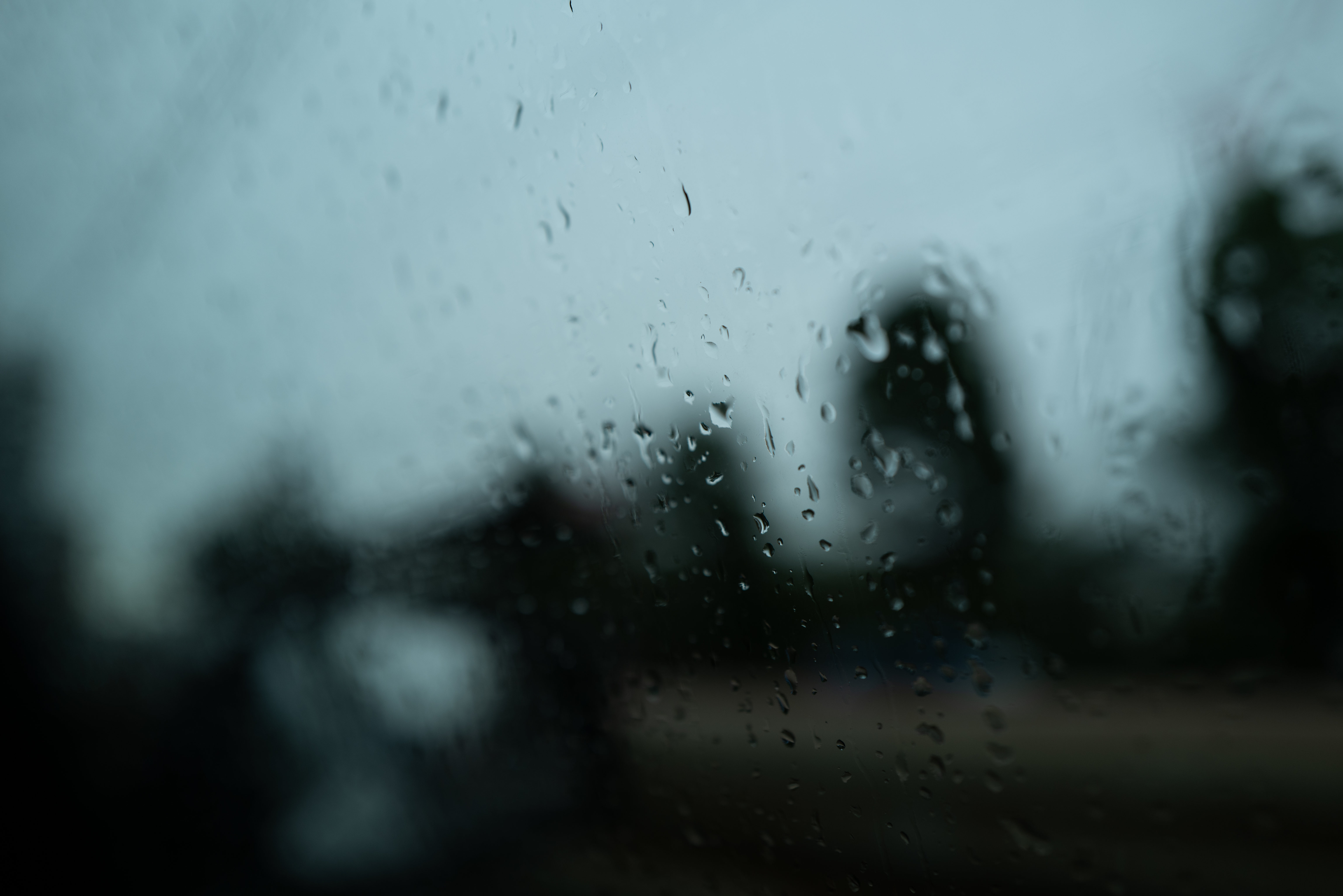 Download mobile wallpaper Miscellanea, Smooth, Wet, Miscellaneous, Drops, Glass, Blur for free.