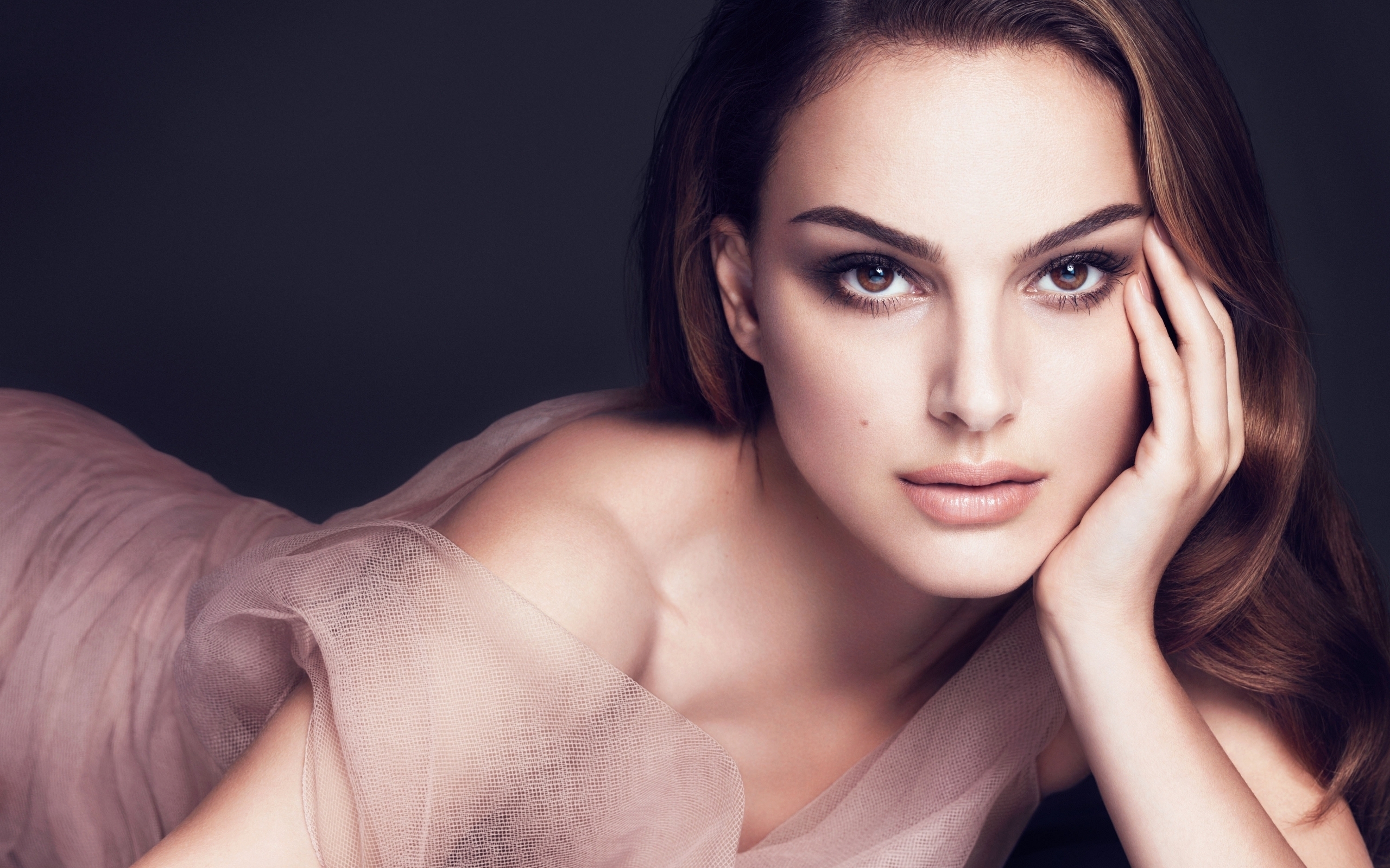 Free download wallpaper Natalie Portman, Celebrity on your PC desktop