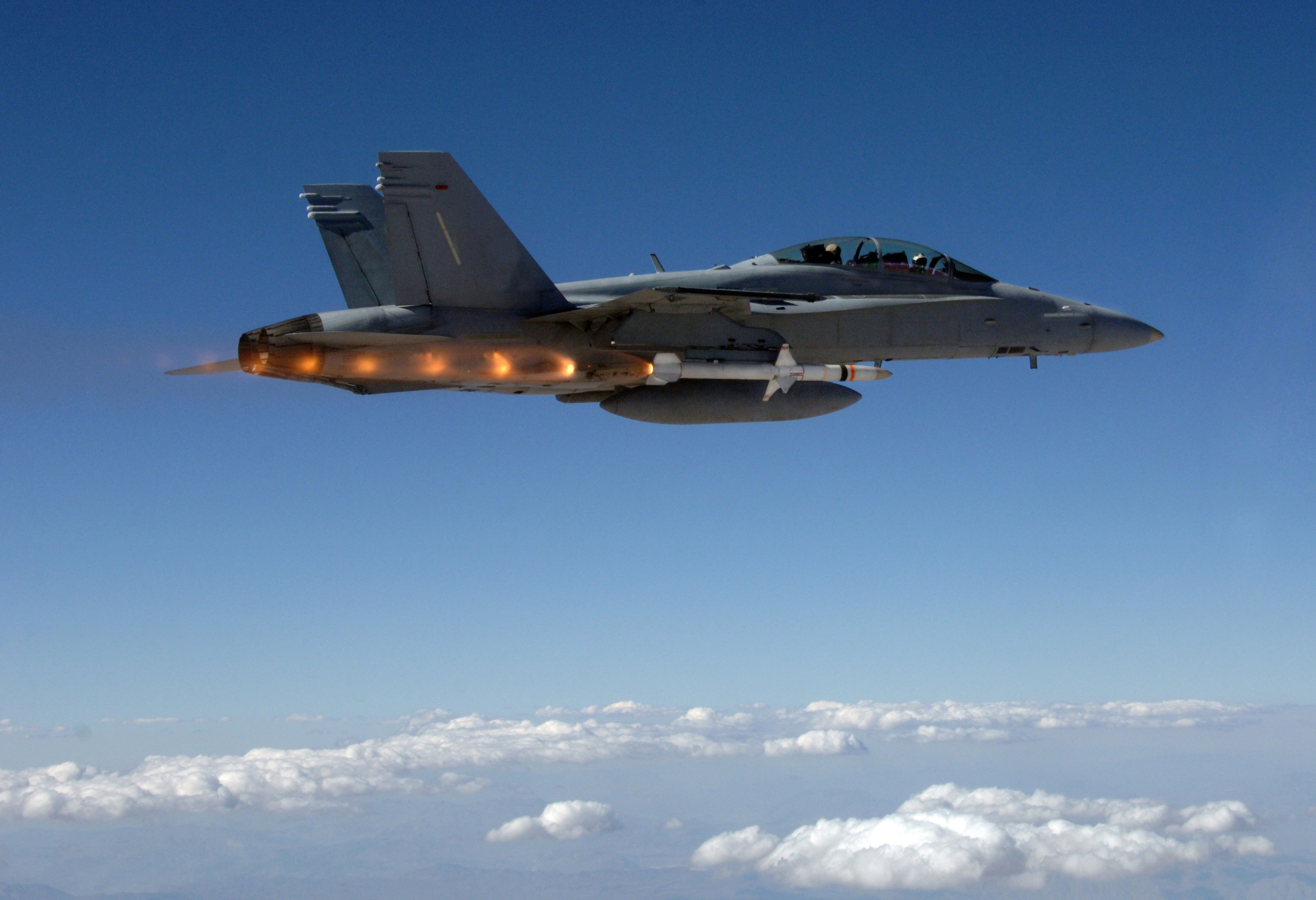 Скачати мобільні шпалери Boeing F/a 18E/f Super Hornet, Військовий, Реактивні Винищувачі безкоштовно.