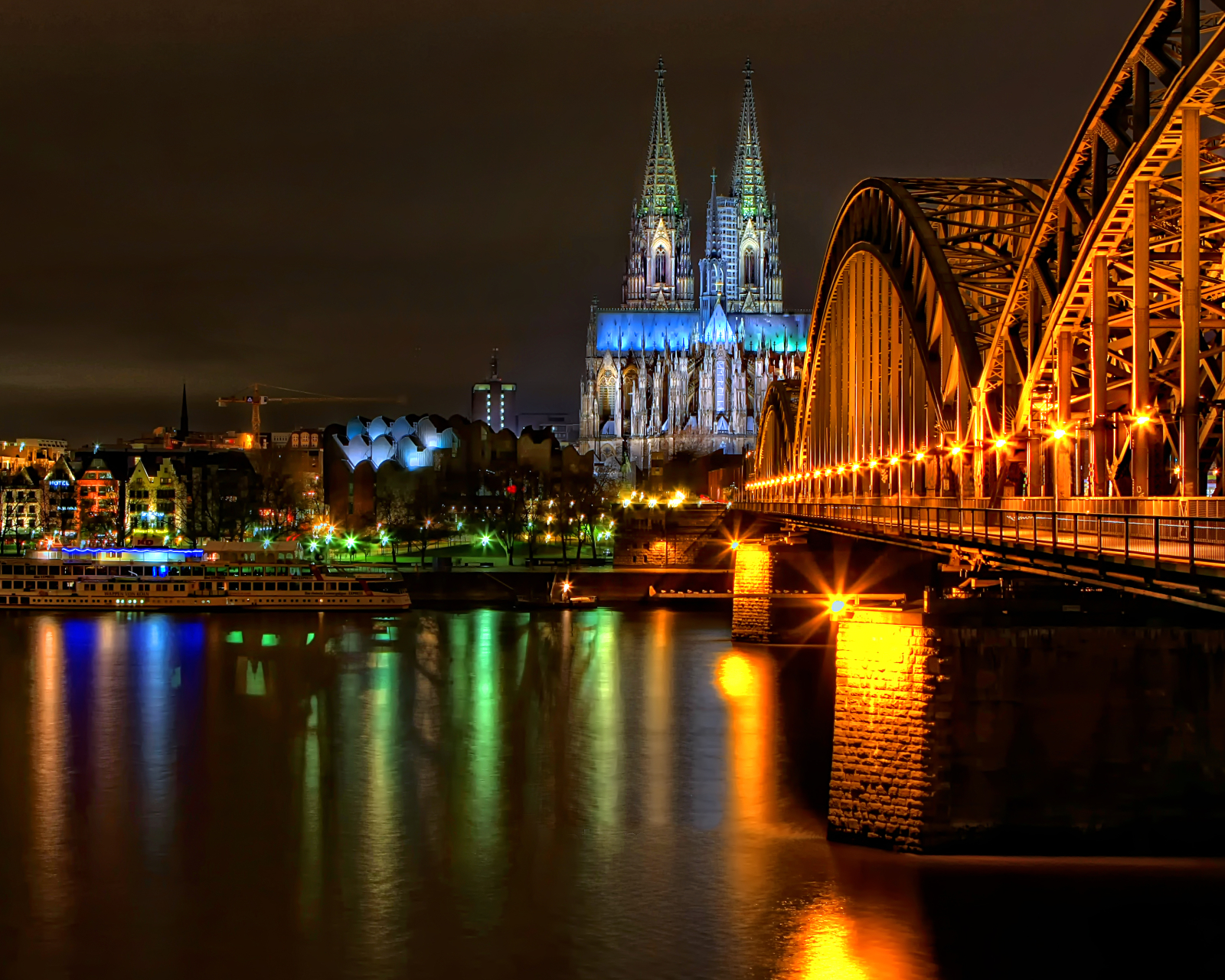 Laden Sie das Städte, Köln, Menschengemacht-Bild kostenlos auf Ihren PC-Desktop herunter