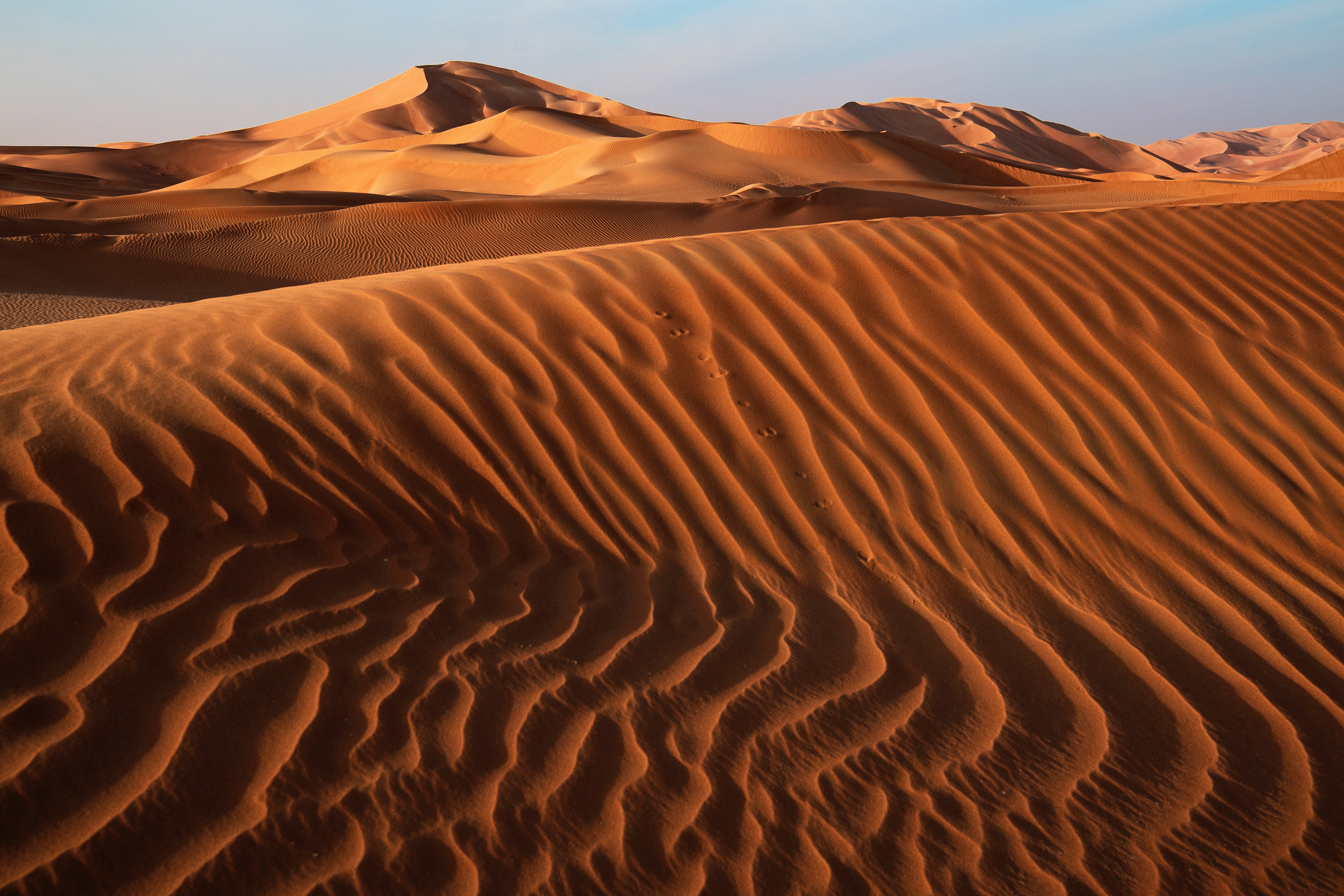 Скачати мобільні шпалери Природа, Пісок, Пустеля, Земля, Дюна безкоштовно.