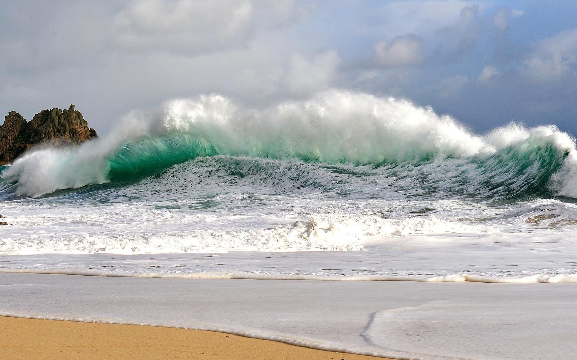 Free download wallpaper Landscape, Waves, Beach on your PC desktop