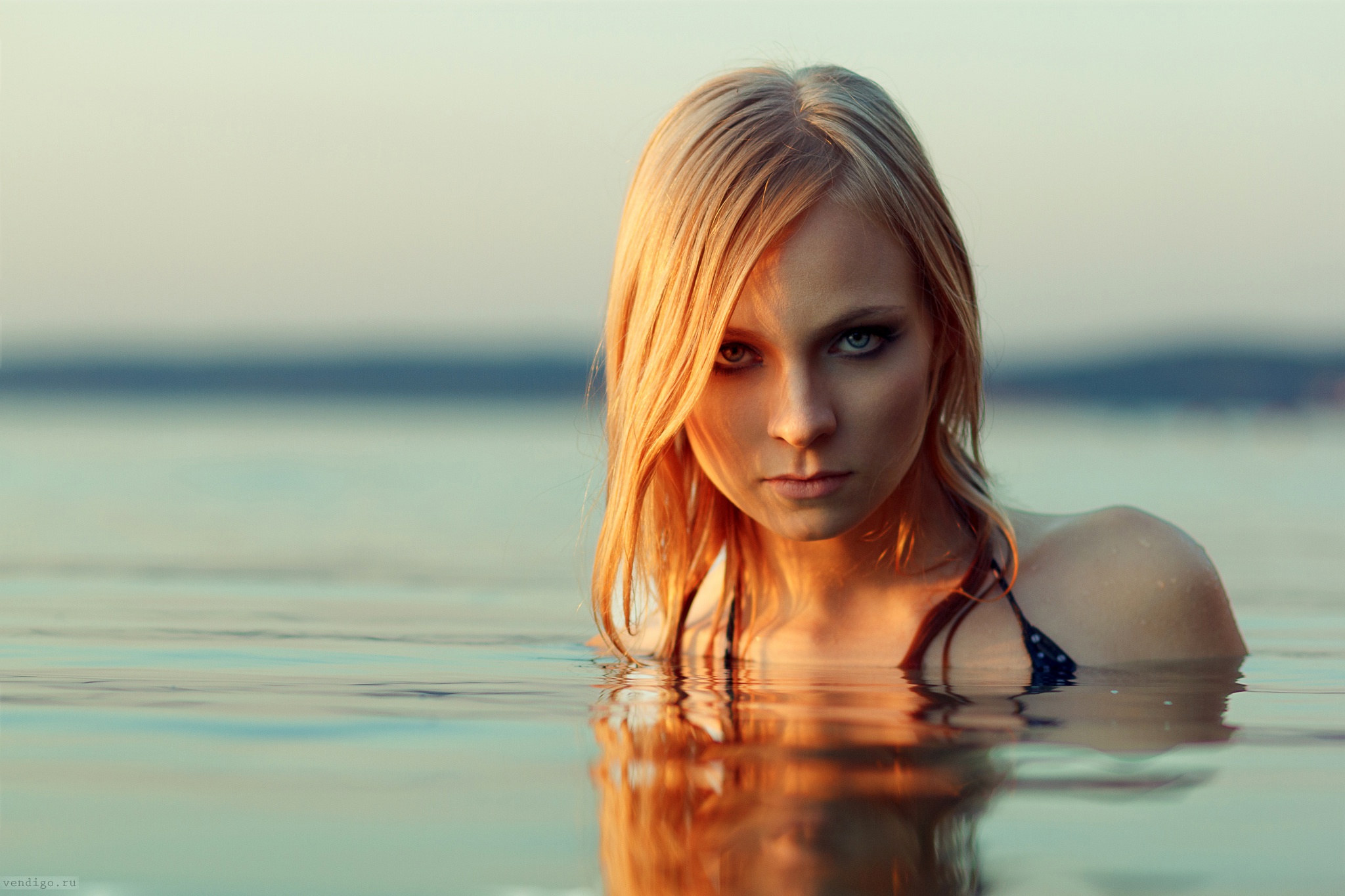 Download mobile wallpaper Water, Reflection, Blonde, Model, Women, Blue Eyes, Stare for free.