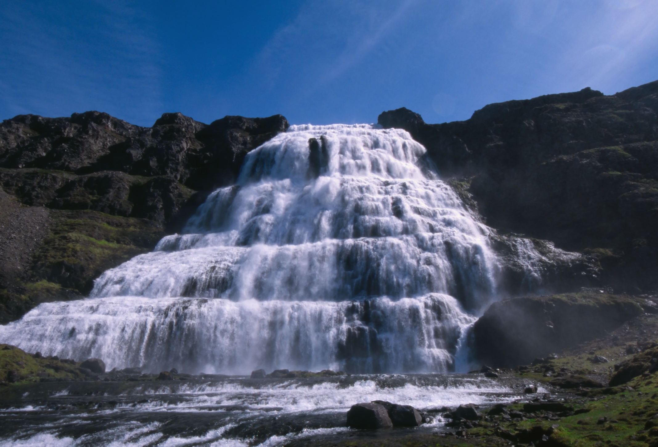Скачать обои бесплатно Природа, Водопады, Водопад, Исландия, Земля/природа, Диньянди картинка на рабочий стол ПК