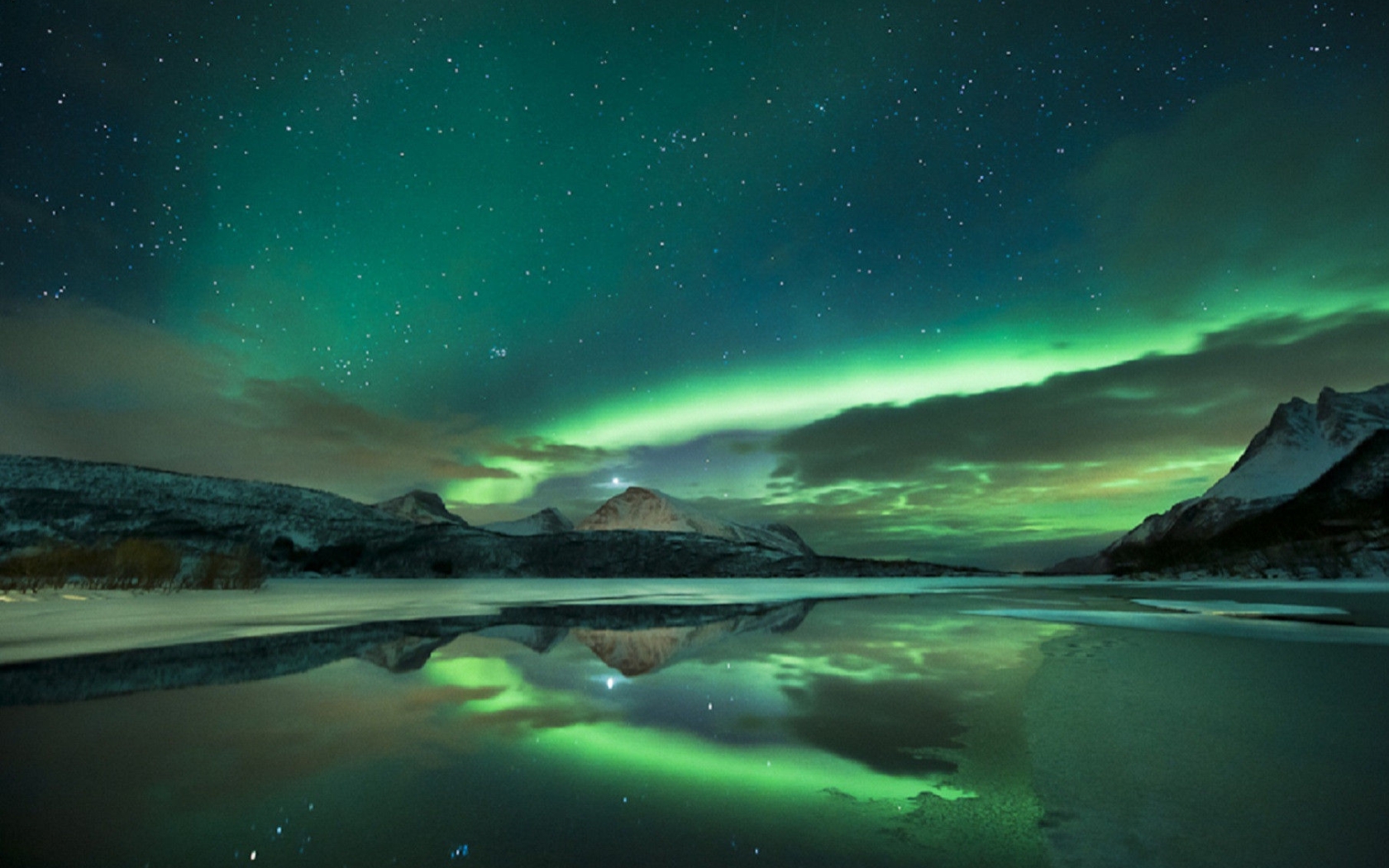 Download mobile wallpaper Earth, Aurora Borealis for free.