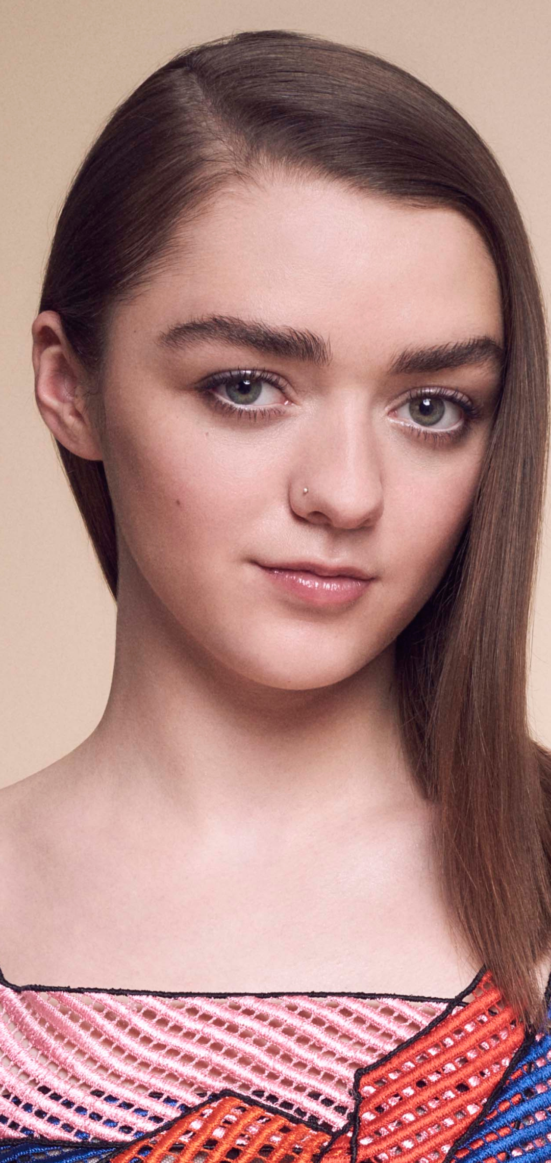 Download mobile wallpaper Brunette, British, Celebrity, Actress, Maisie Williams for free.