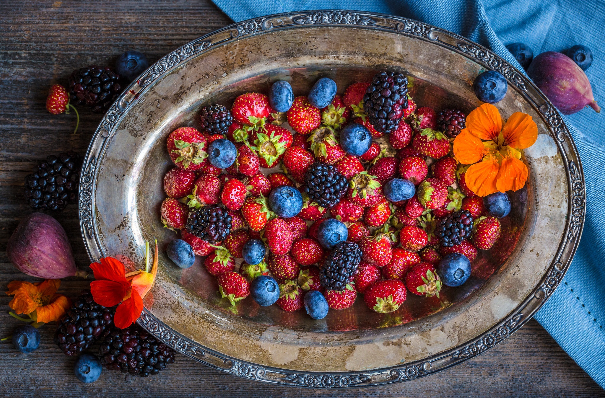 Descarga gratuita de fondo de pantalla para móvil de Fresa, Arándano, Mora, Baya, Fruta, Alimento, Bodegón.