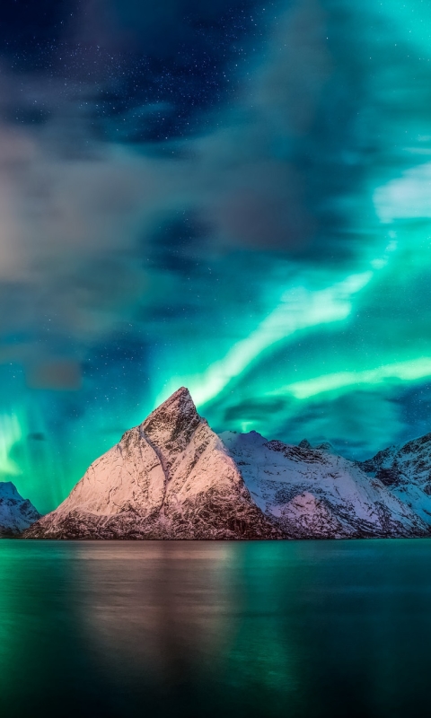 Download mobile wallpaper Winter, Sky, Night, Mountain, Lake, Light, Earth, Aurora Borealis for free.