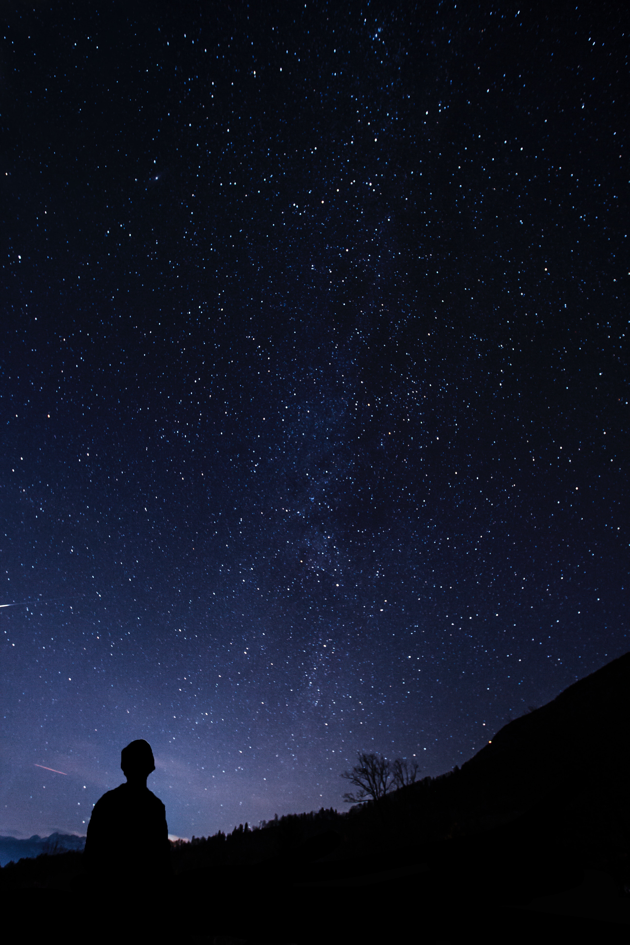 Free download wallpaper Silhouette, Person, Night, Starry Sky, Human, Dark on your PC desktop