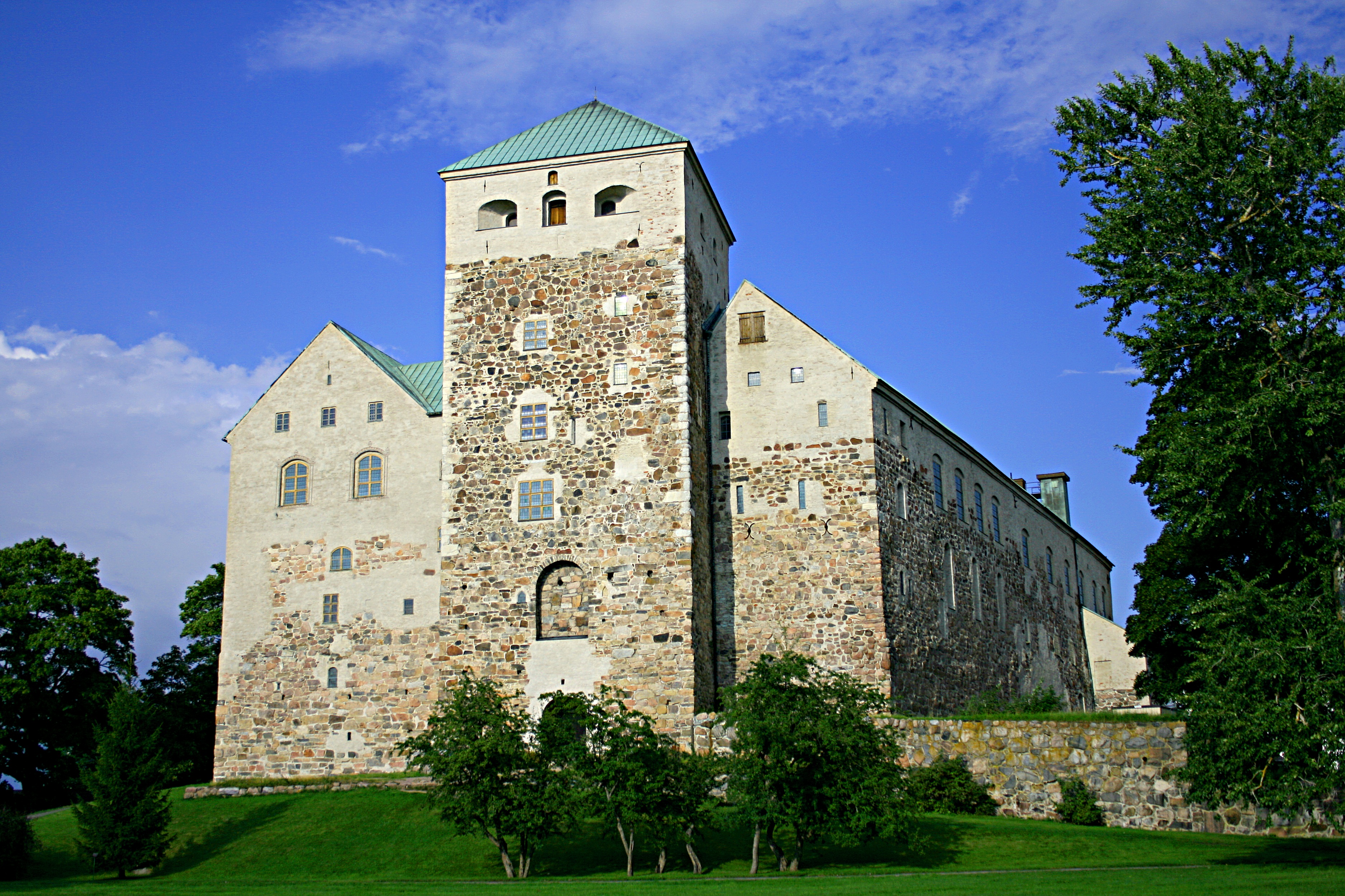 Laden Sie Schloss Turku HD-Desktop-Hintergründe herunter