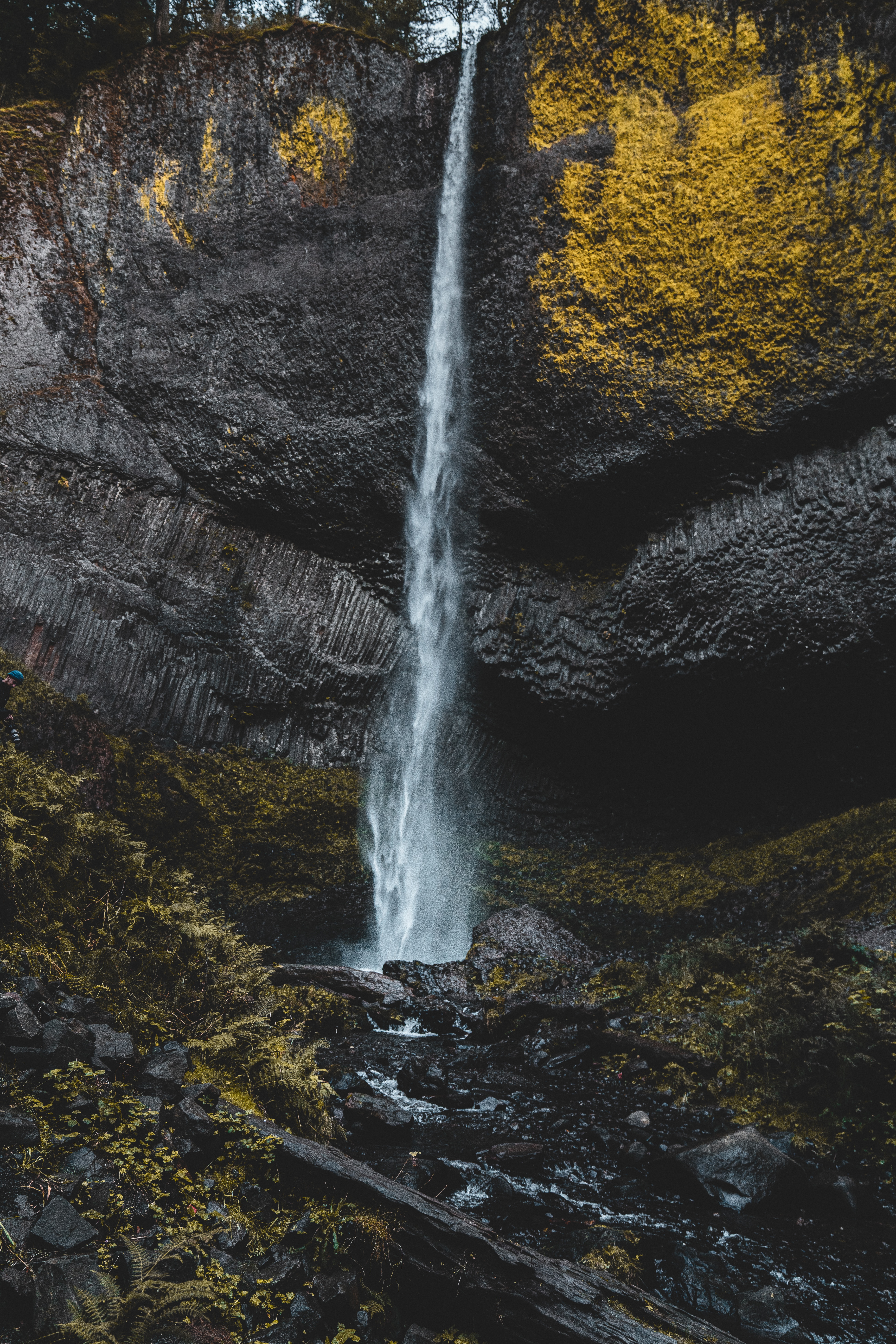 spray, nature, water, stones, waterfall, break, precipice Smartphone Background
