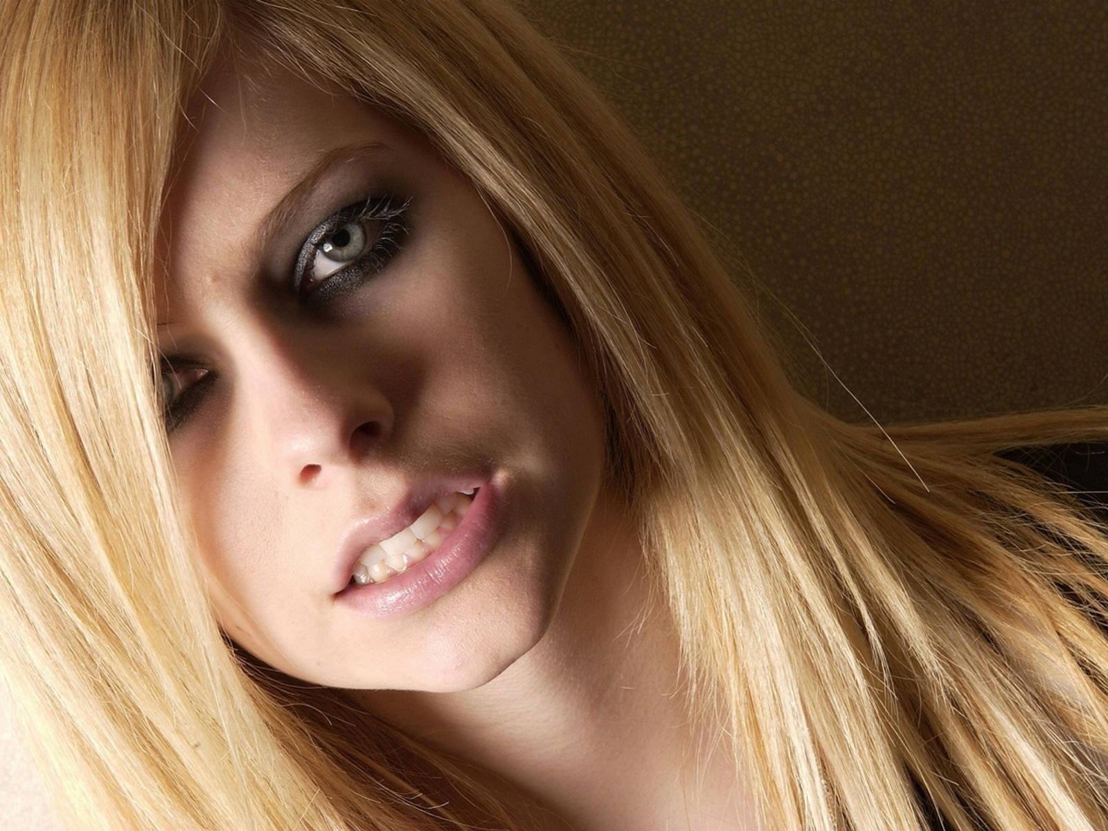 Handy-Wallpaper Avril Lavigne, Musik kostenlos herunterladen.