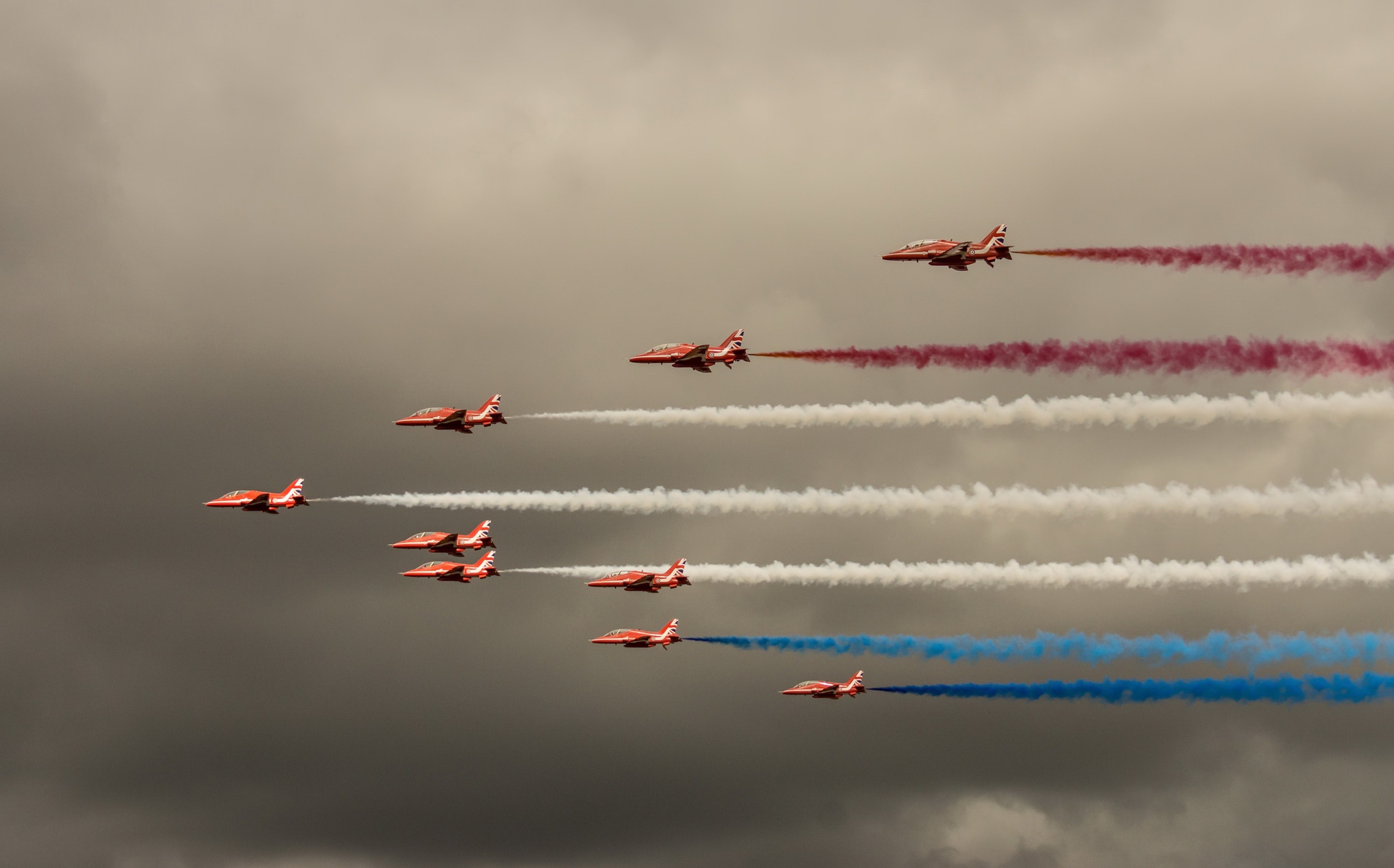 Free download wallpaper Smoke, Aircraft, Military, Jet Fighter, Air Show, Military Aircraft on your PC desktop