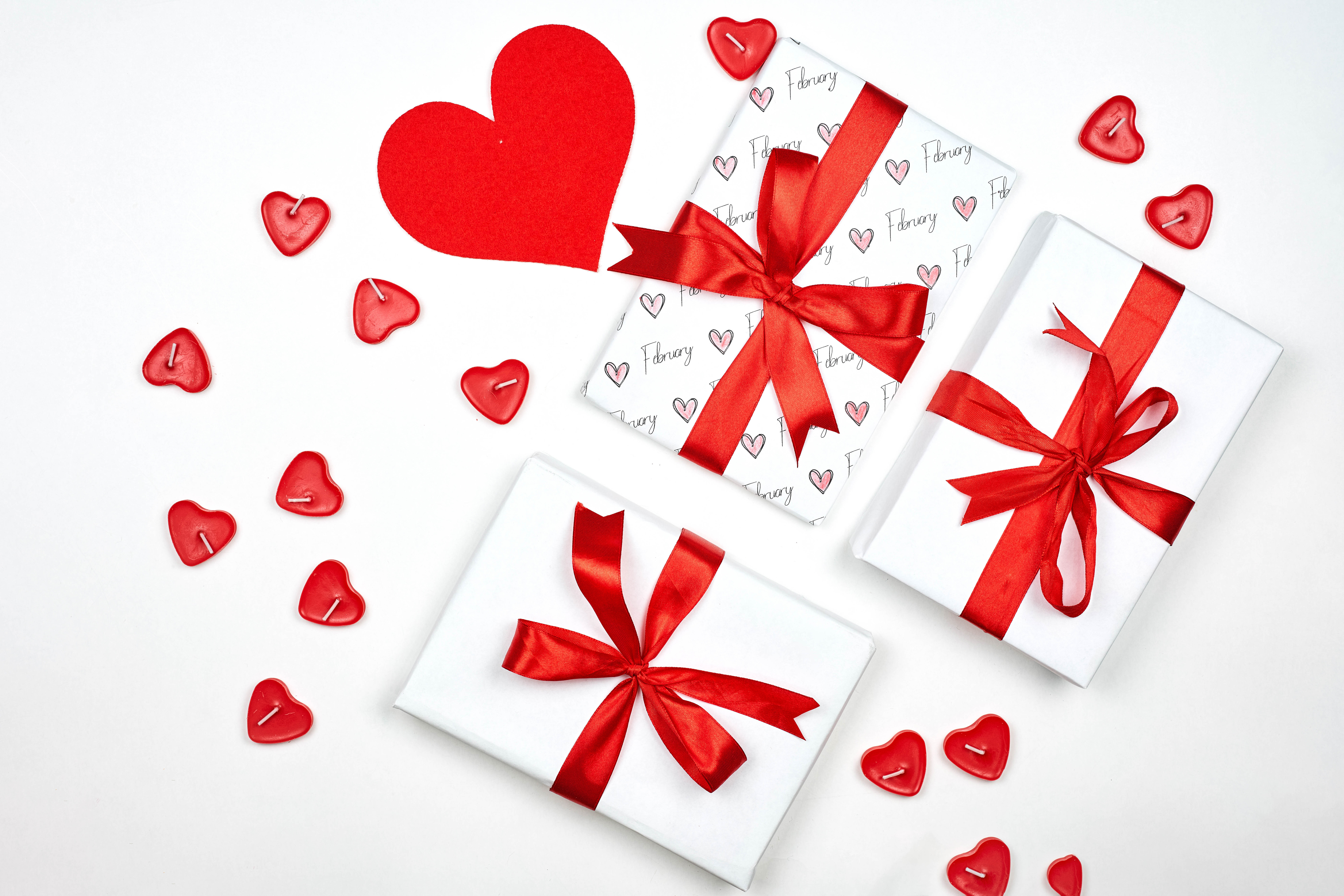 Скачати мобільні шпалери День Святого Валентина, Свято, Подарунок, Серце безкоштовно.