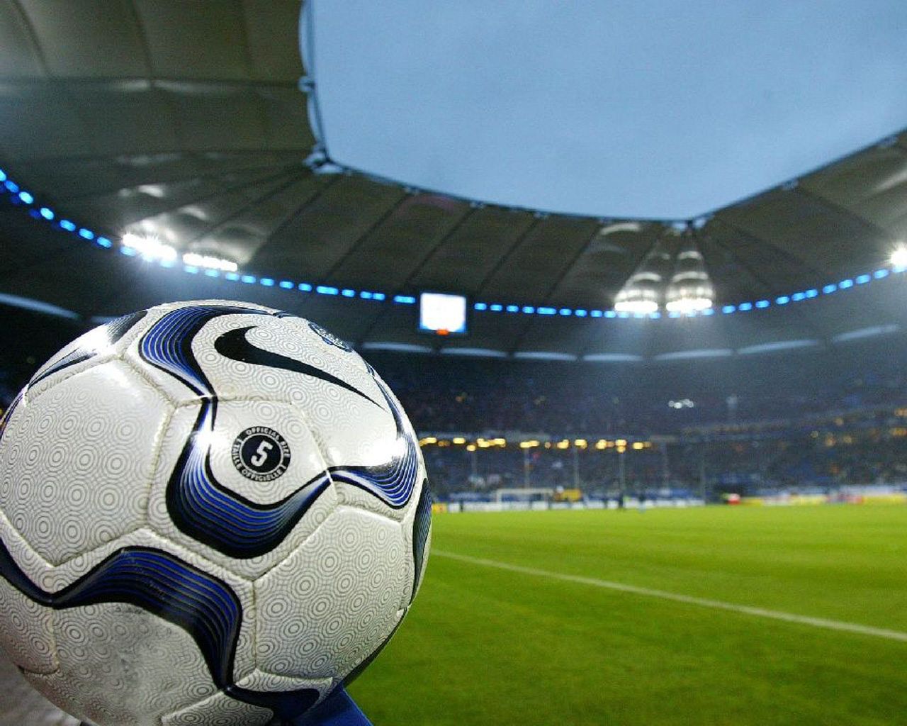 Laden Sie das Sport, Fußball-Bild kostenlos auf Ihren PC-Desktop herunter