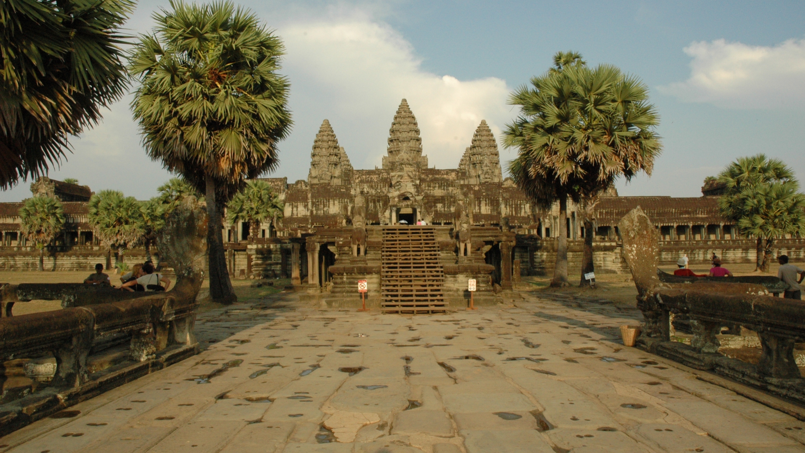 326250 descargar fondo de pantalla religioso, angkor wat, templos: protectores de pantalla e imágenes gratis