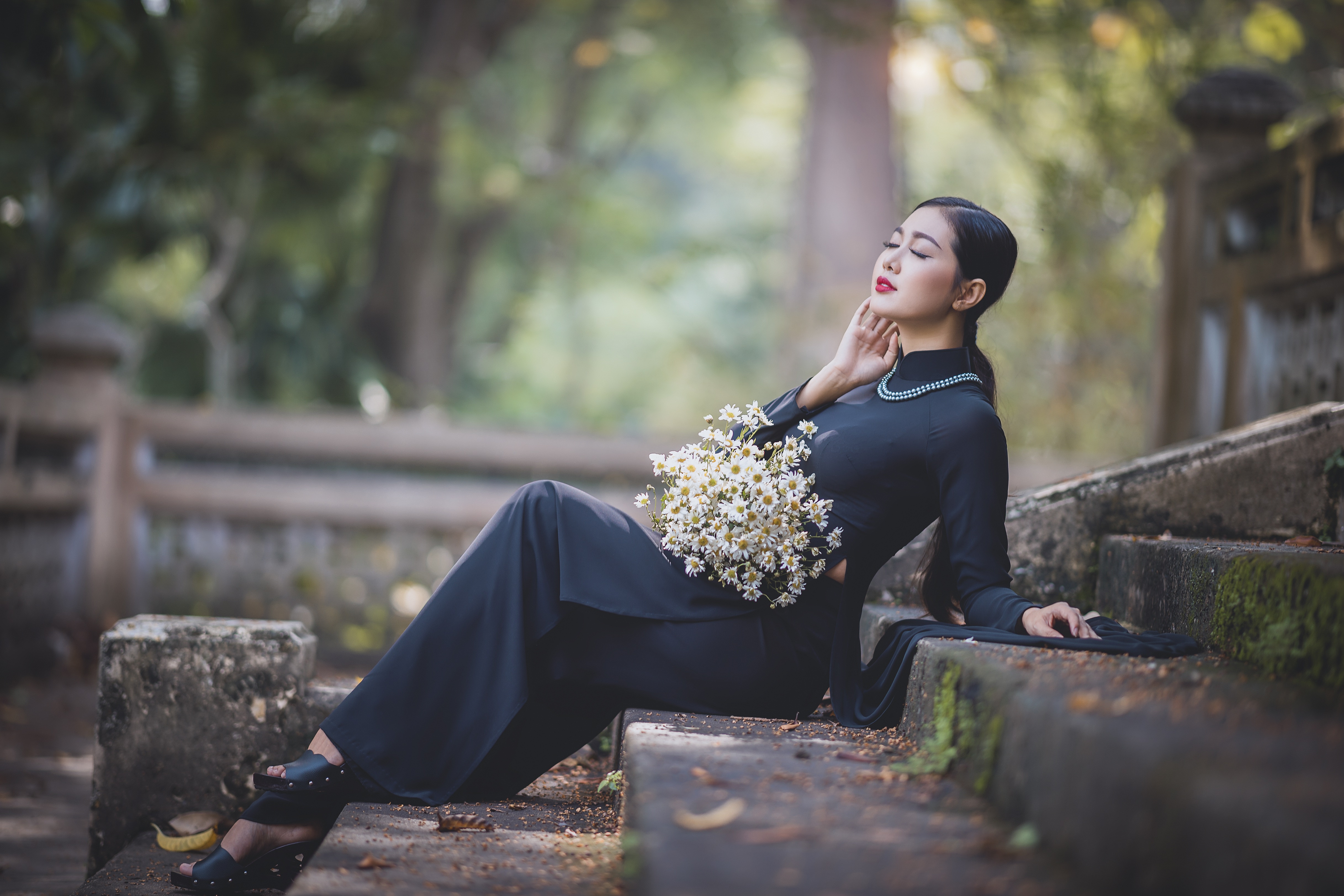 Téléchargez gratuitement l'image Humeur, Asiatique, Femmes, Top Model, Robe Noire sur le bureau de votre PC